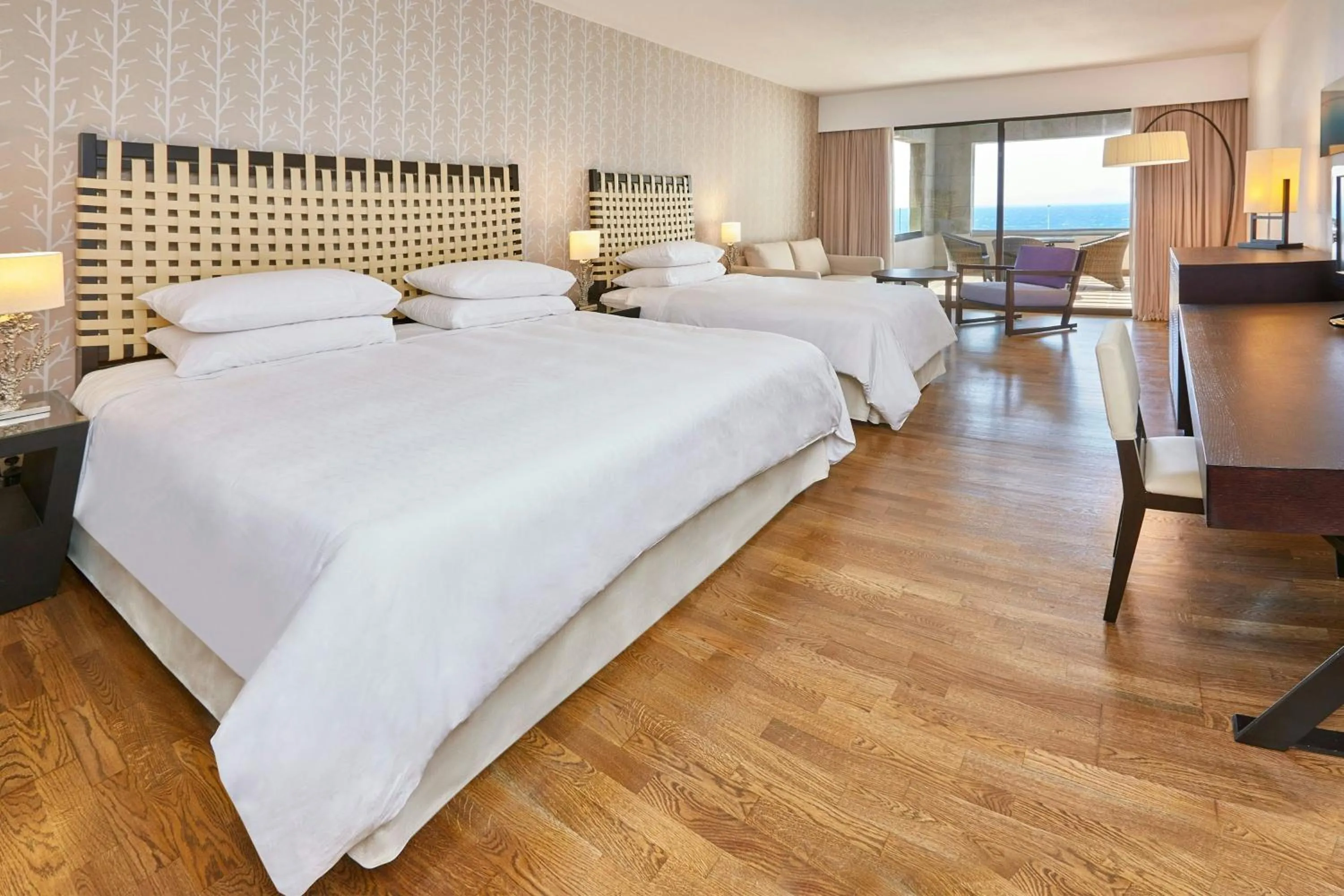 Photo of the whole room, Bed in Sheraton Rhodes Resort