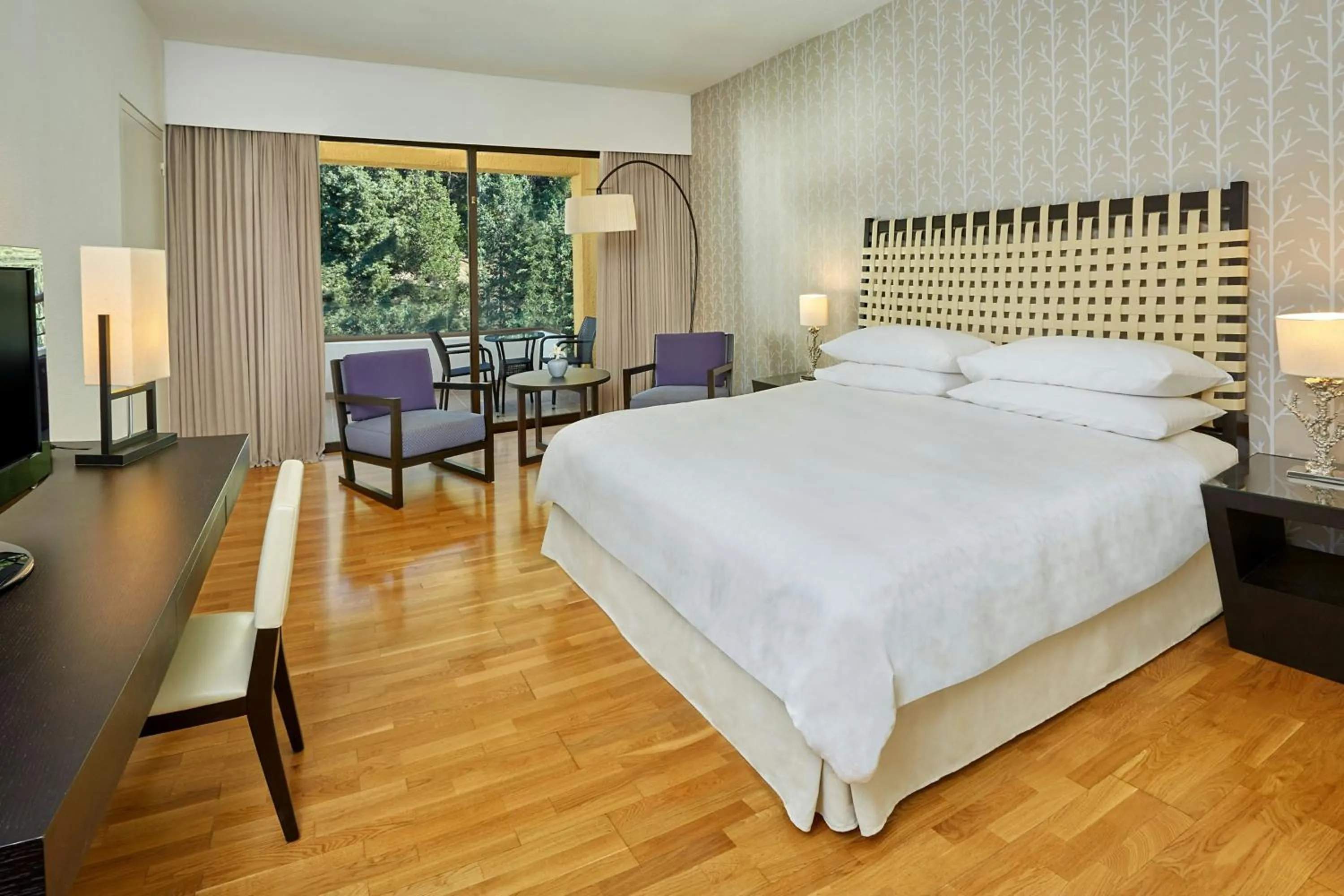 Photo of the whole room, Bed in Sheraton Rhodes Resort