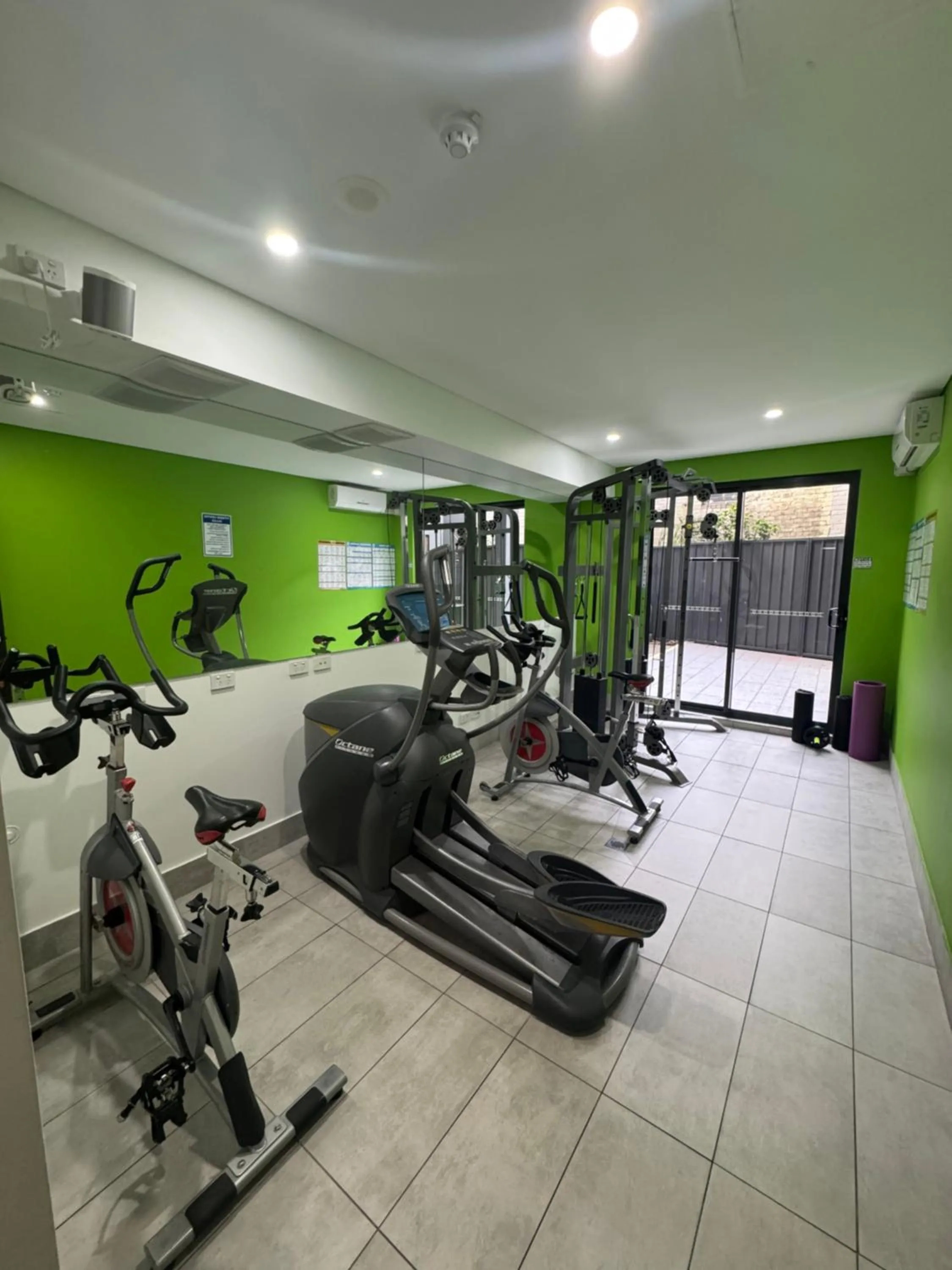 Fitness centre/facilities in Value Suites Green Square