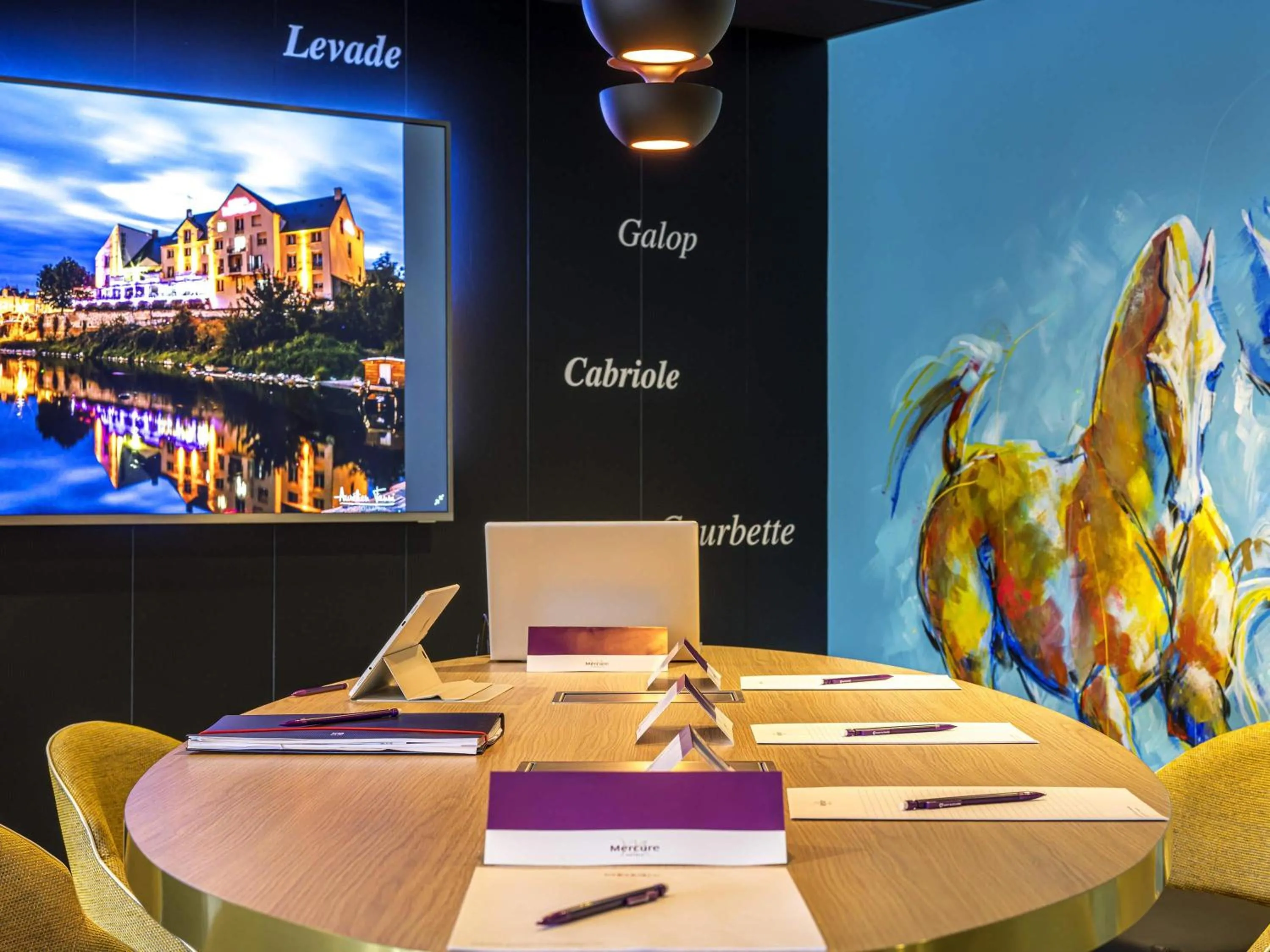 Meeting/conference room in Mercure Bords de Loire Saumur