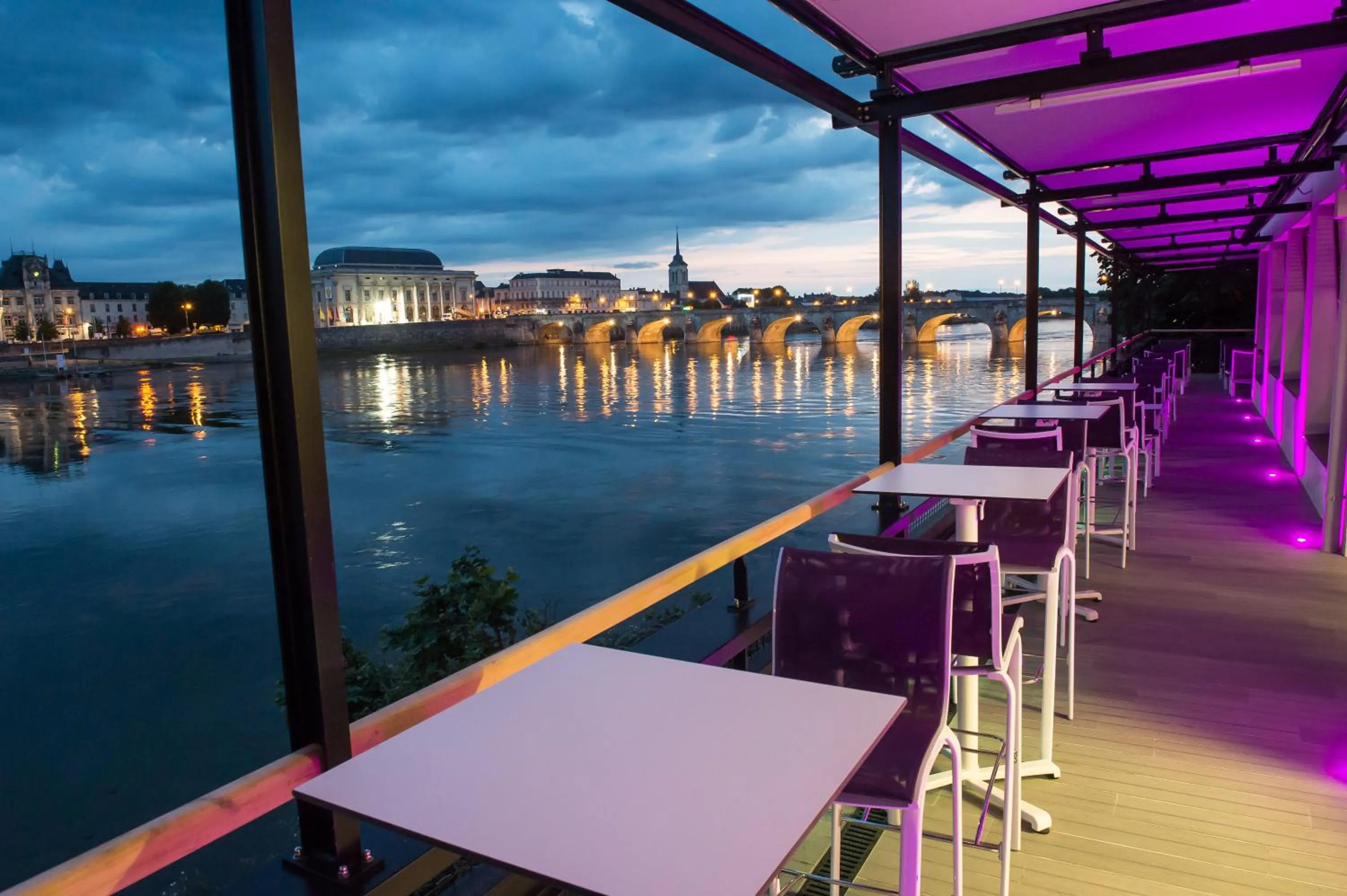 Balcony/Terrace in Mercure Bords de Loire Saumur