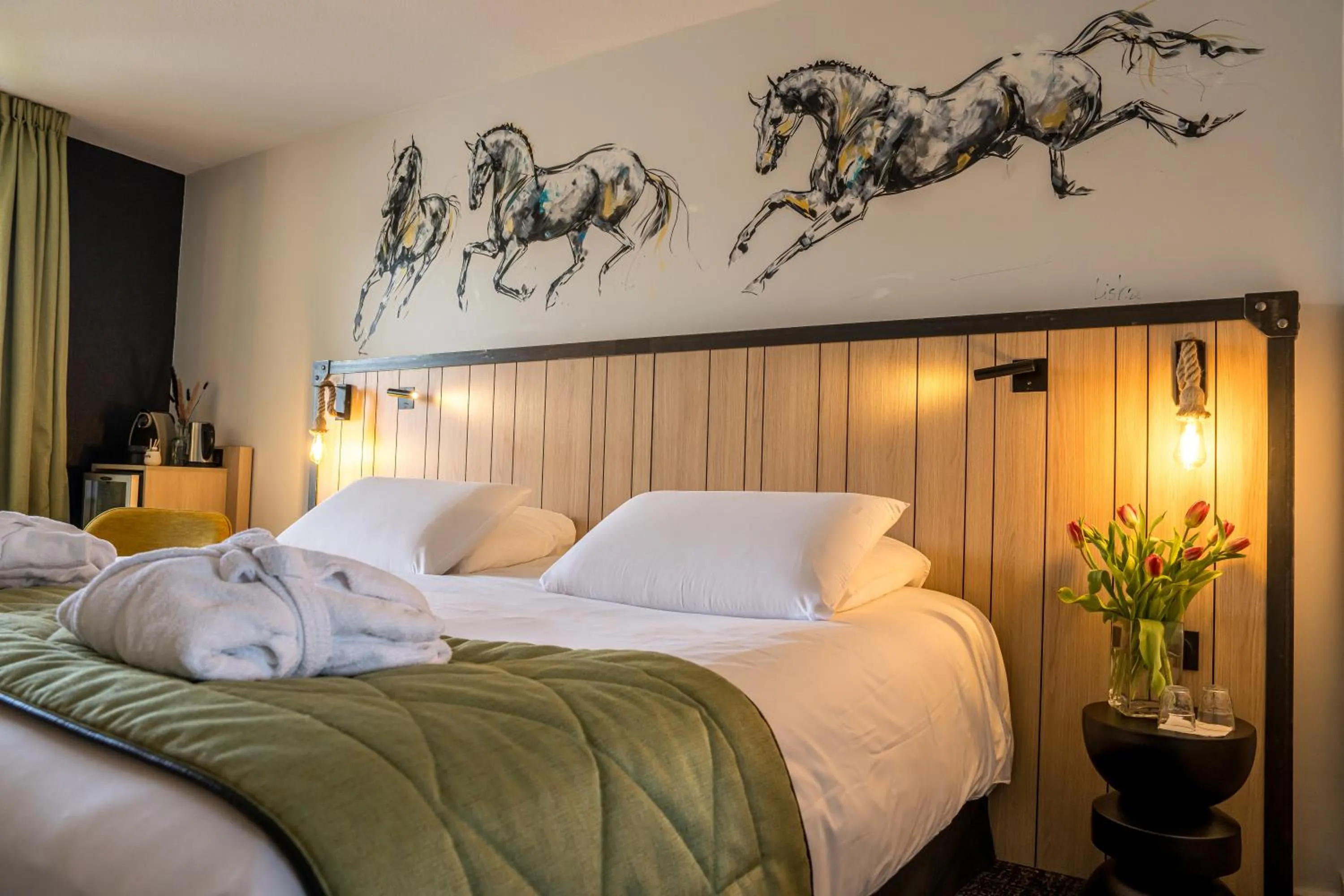 Bed in Mercure Bords de Loire Saumur