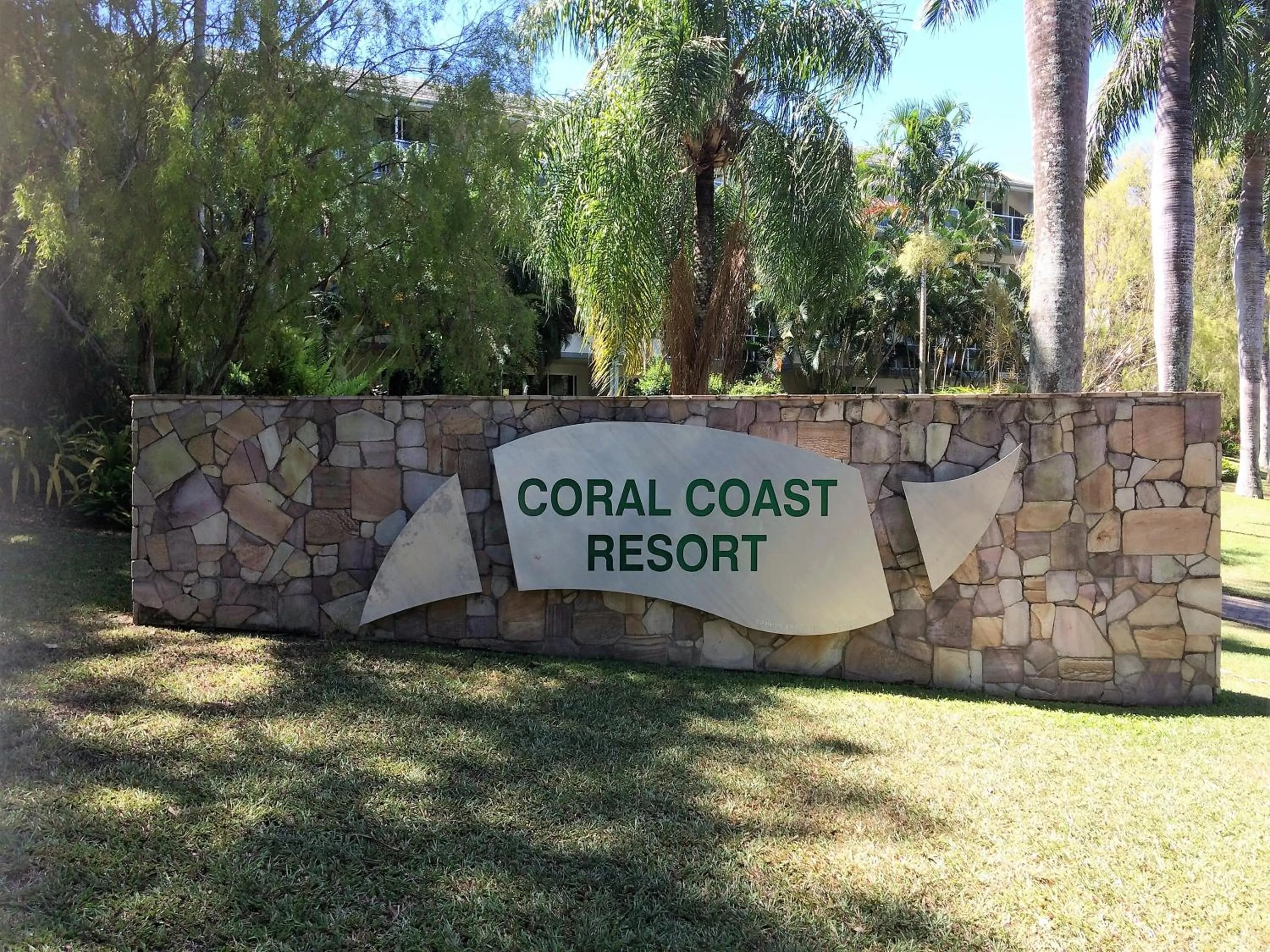 Property building in Paradise in the Tropics