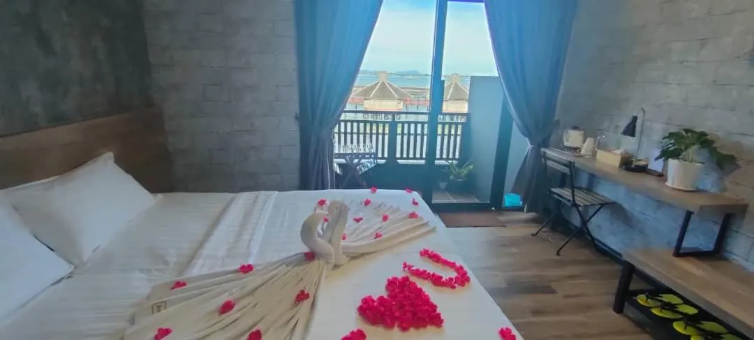 Photo of the whole room, Bed in Cube Bed Station & Tours Sdn Bhd