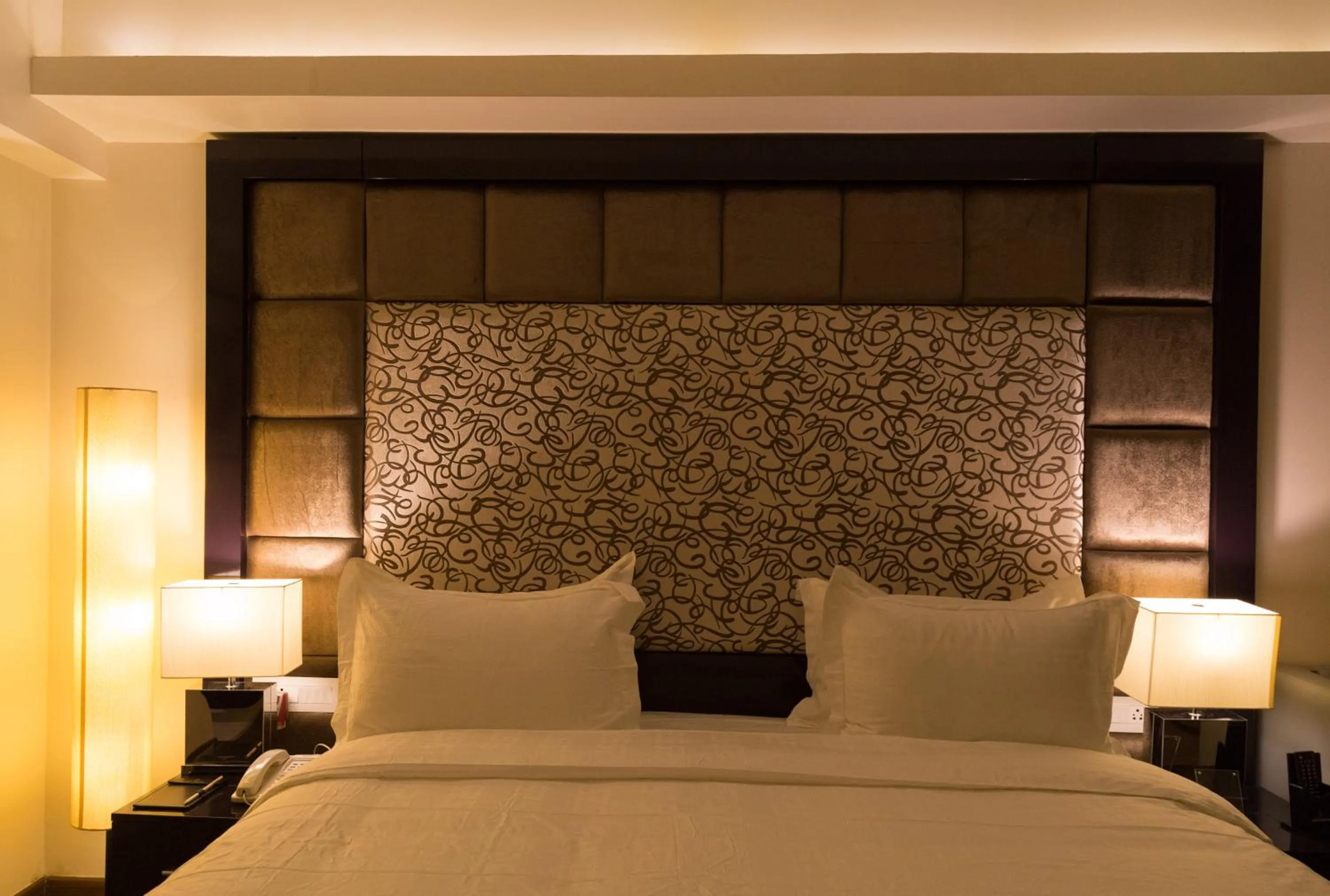 Bed in Hotel Oxina Lygon