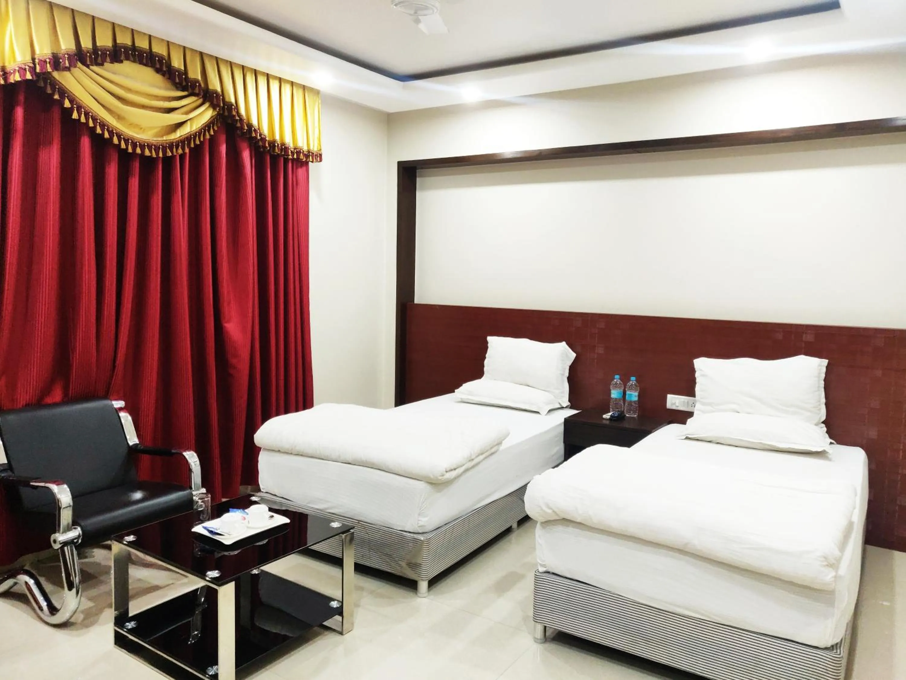 Bed in Bodhgaya Seven Inn Hotel n Restaurant