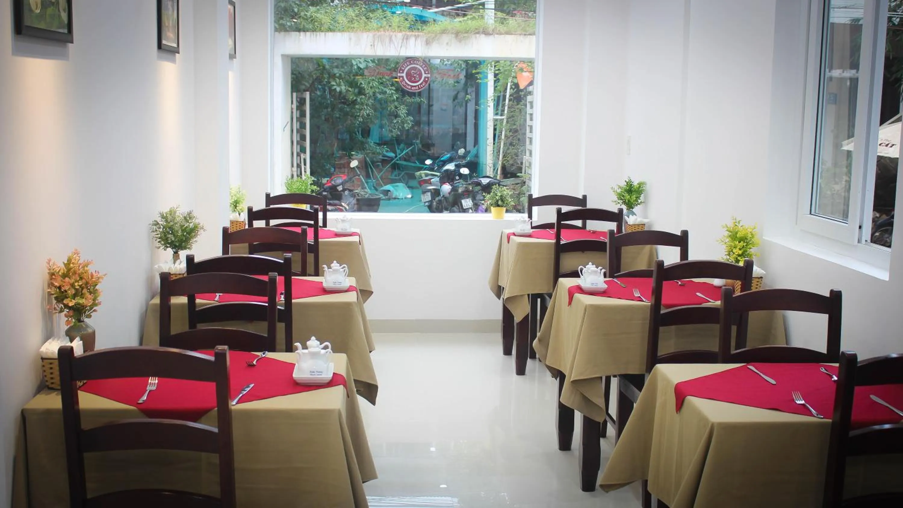 Dining area in The Times Hotel