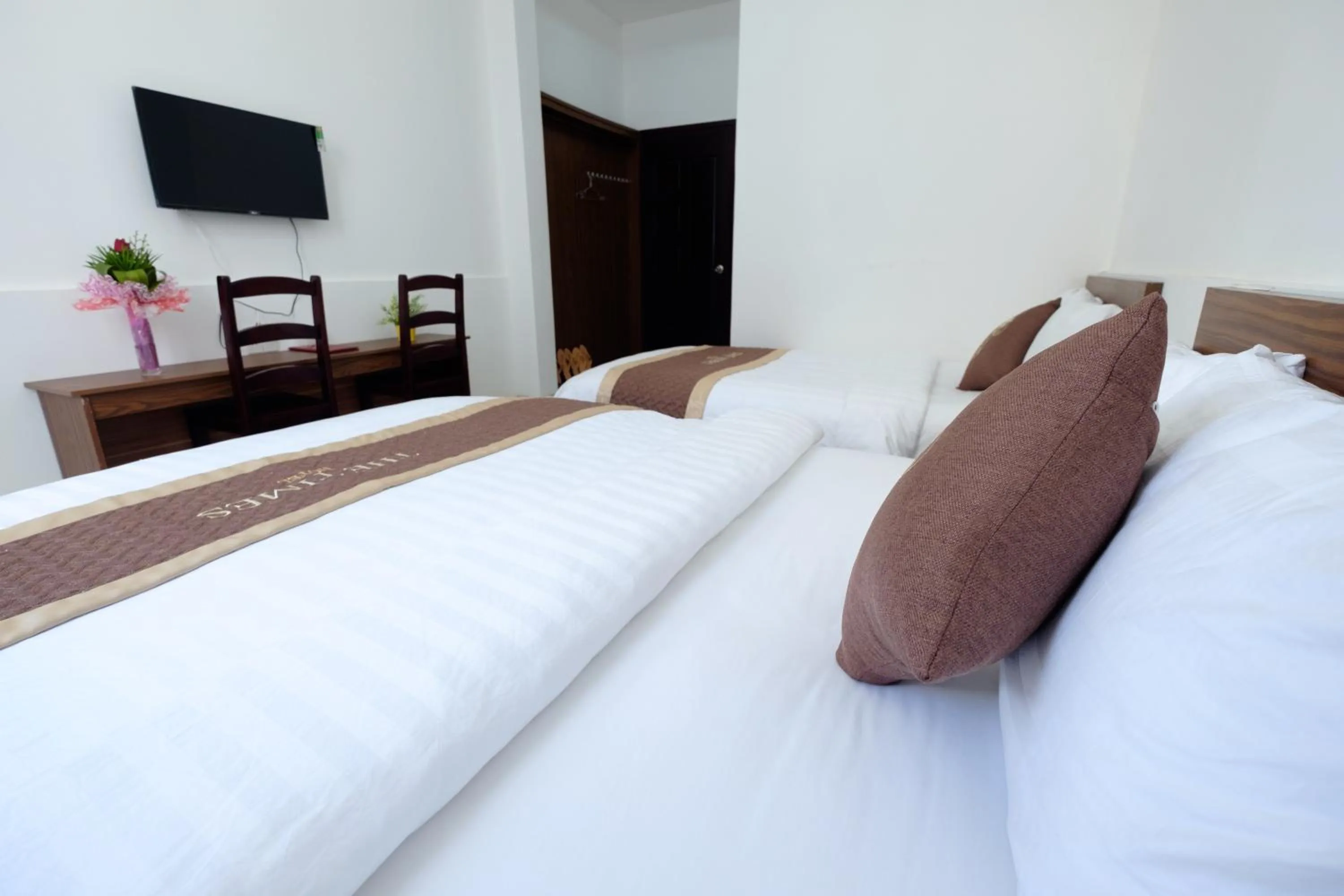 Family, Bed in The Times Hotel