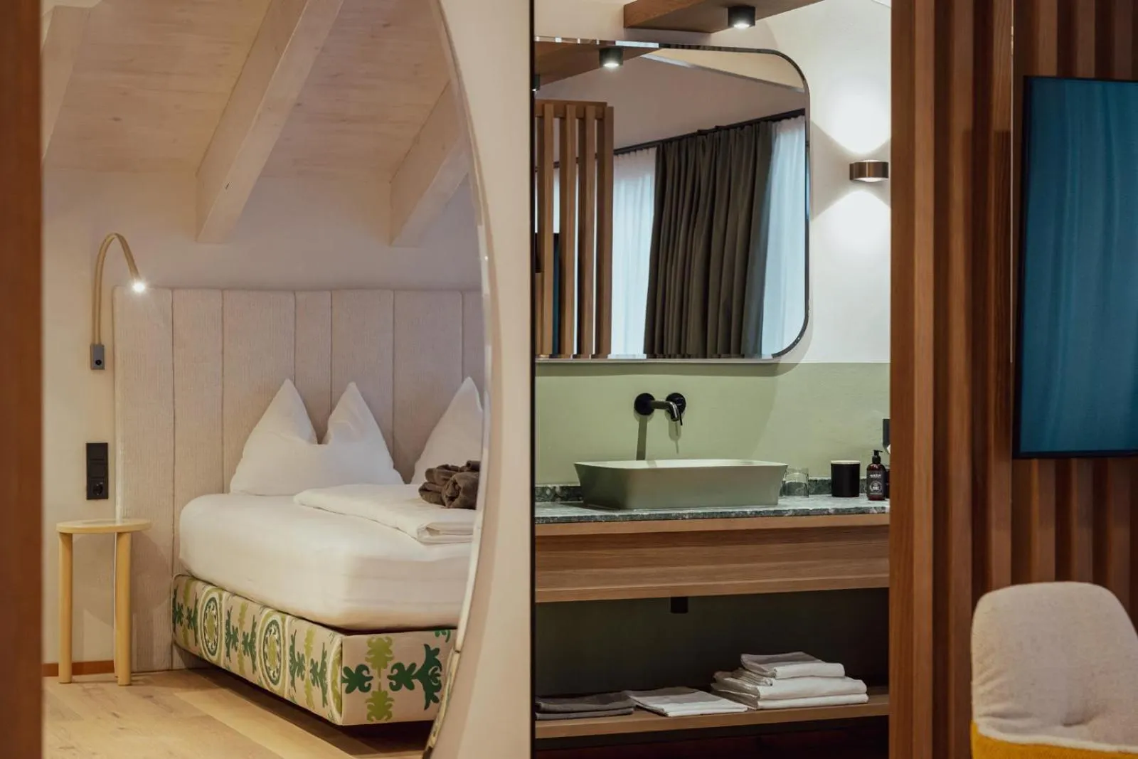 Photo of the whole room, Bed in Hotel Auszeit