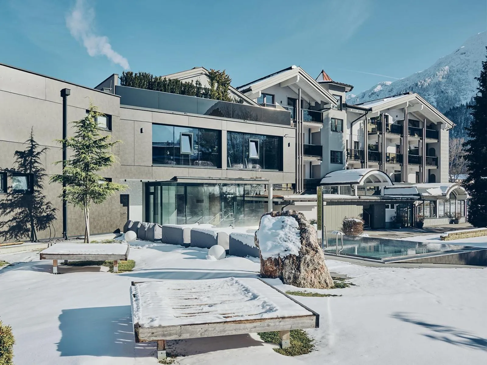 Property building in Hotel Auszeit