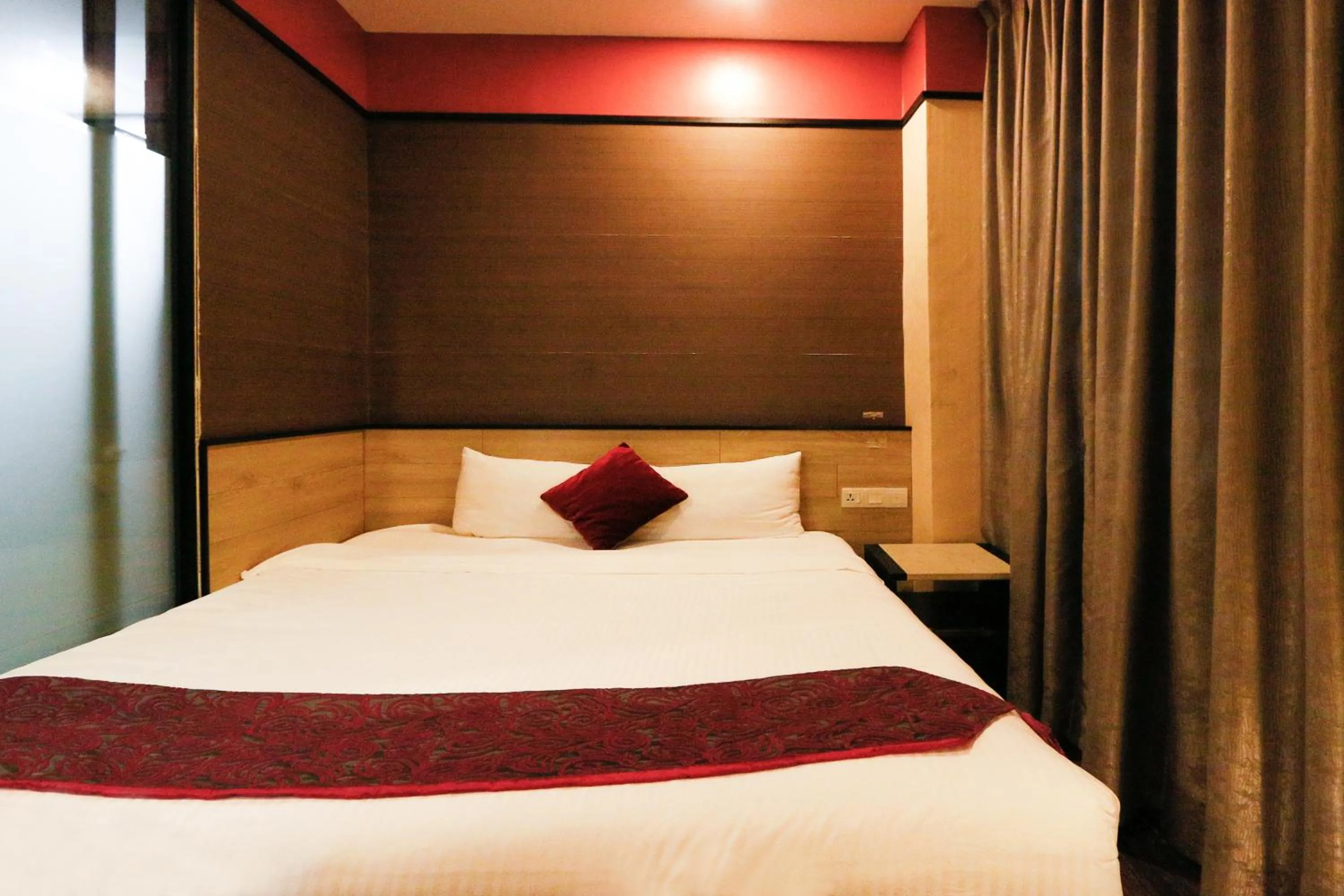 Bed in Golden Roof Hotel, Seri Iskandar