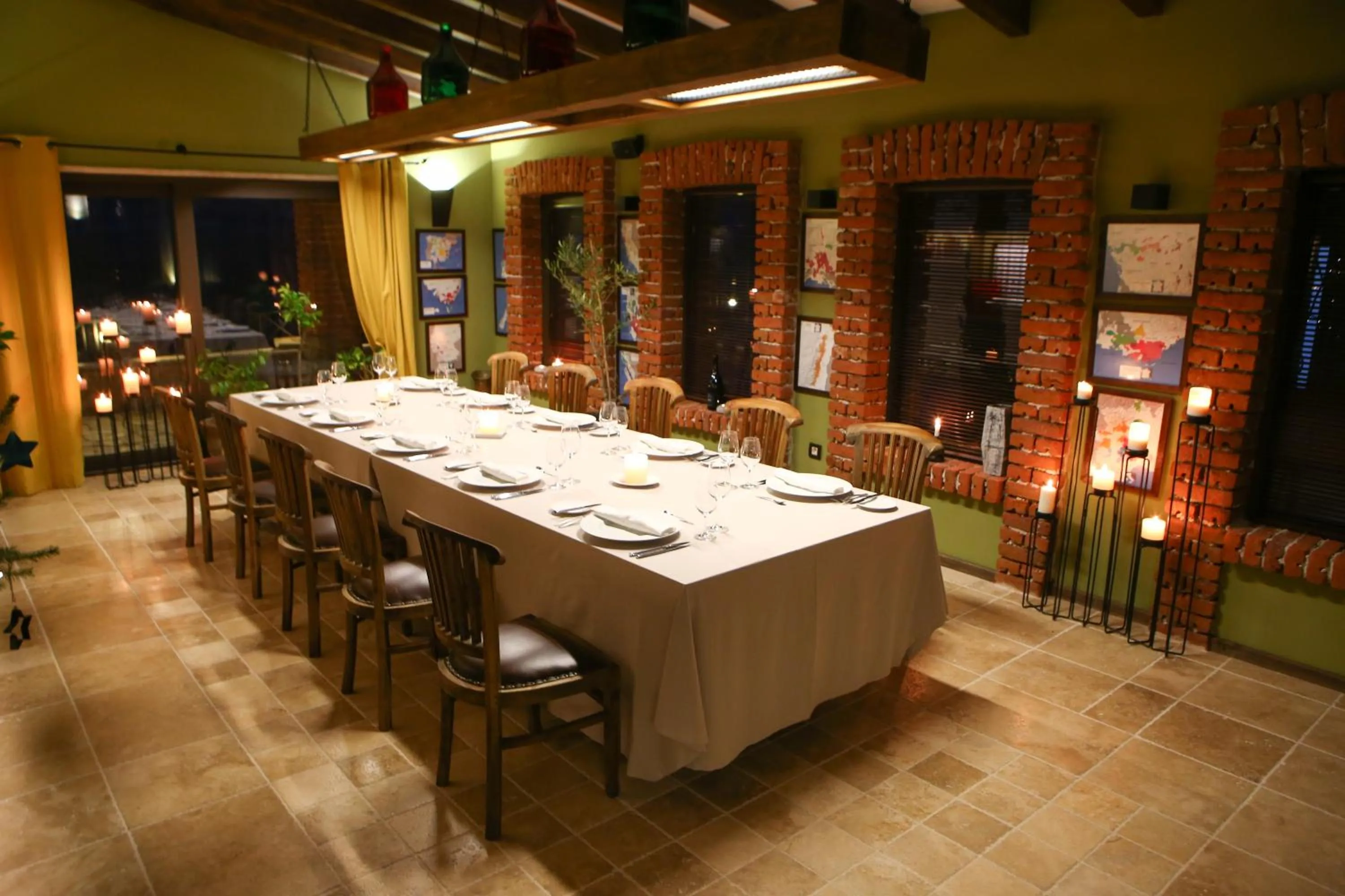 Food and drinks in Zornitza Family Estate Relais & Chateaux