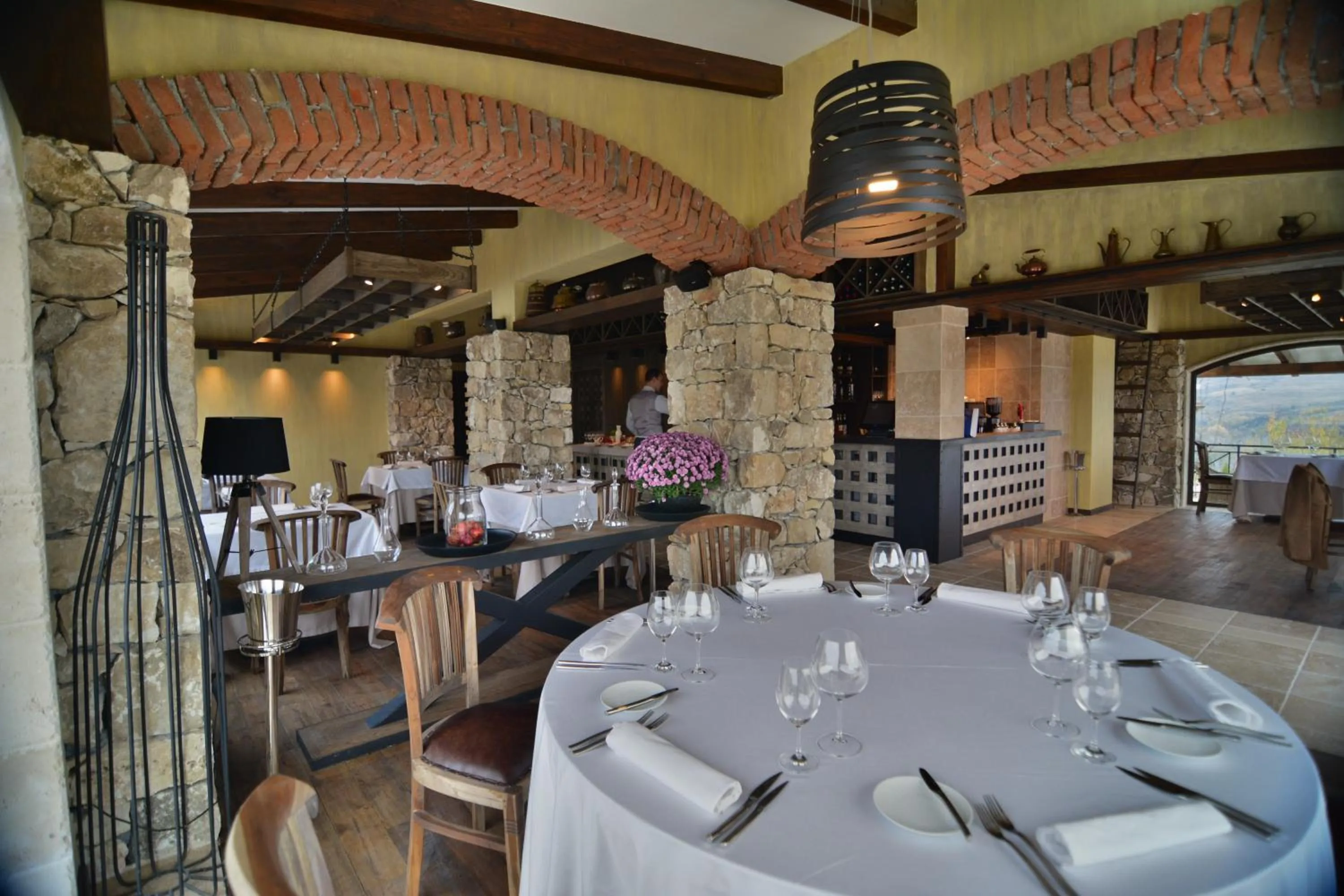 Restaurant/places to eat in Zornitza Family Estate Relais & Chateaux