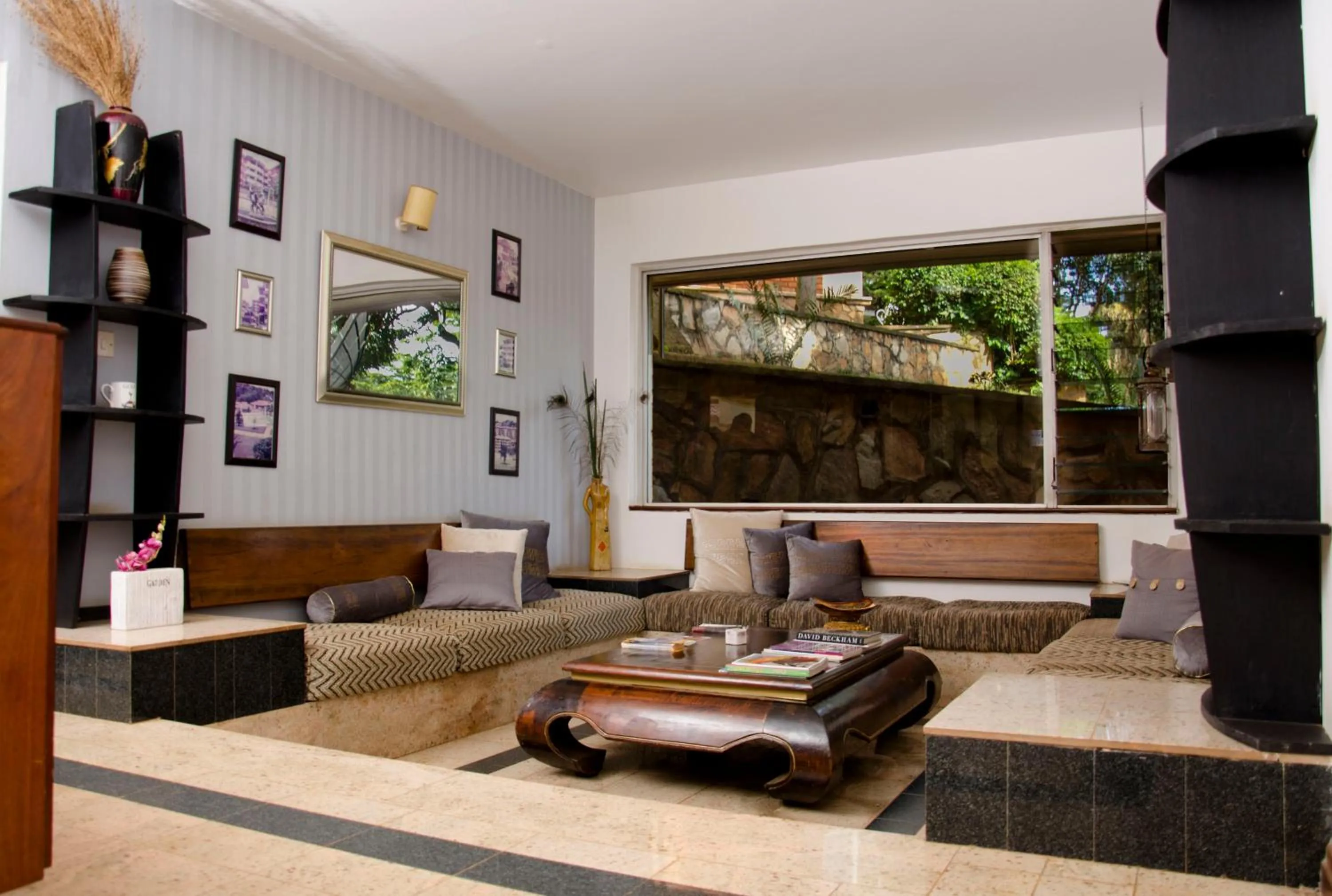 Lobby or reception in Golf Course Apartments