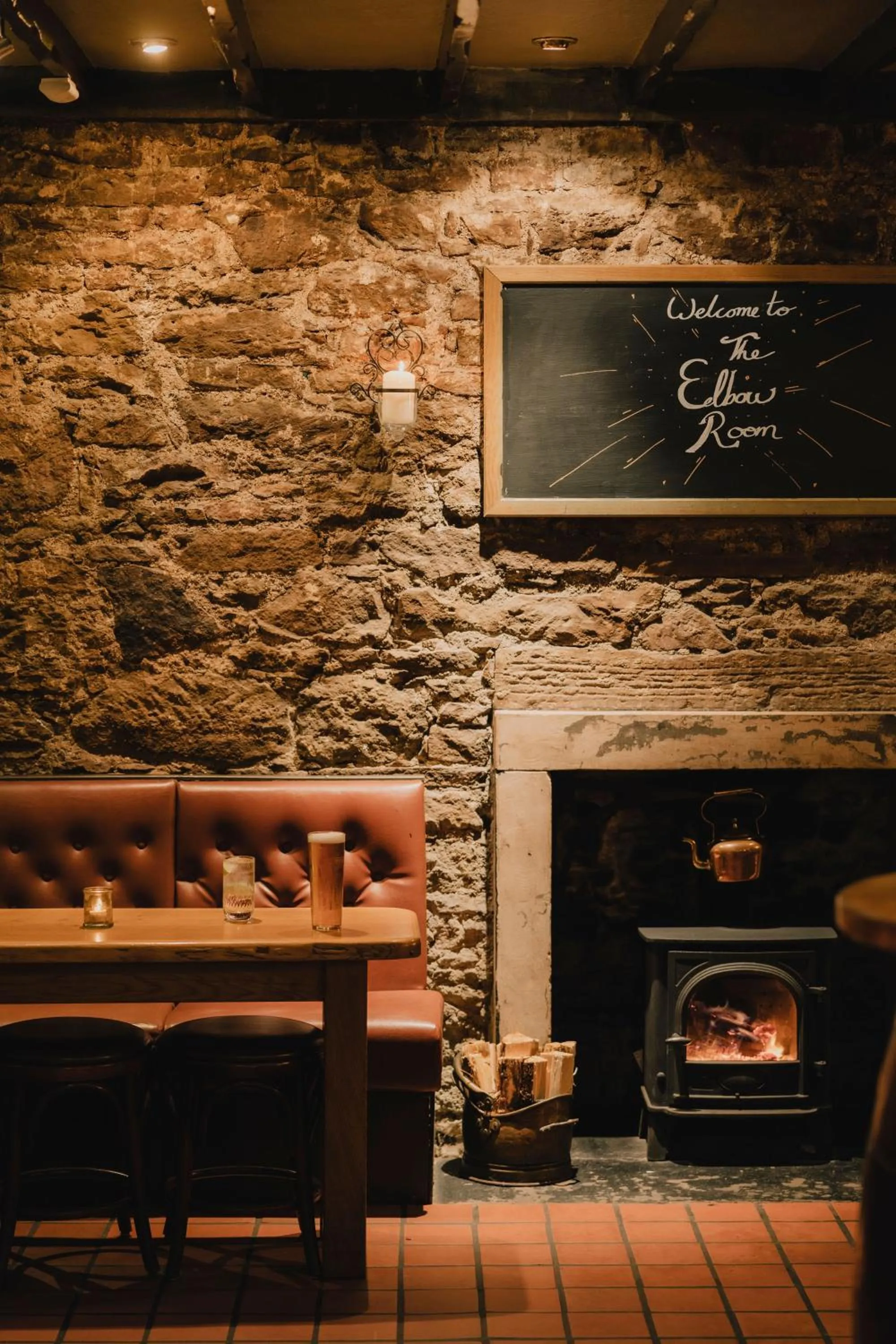 Lounge or bar in The Inverkip Restaurant, Bar & Hotel