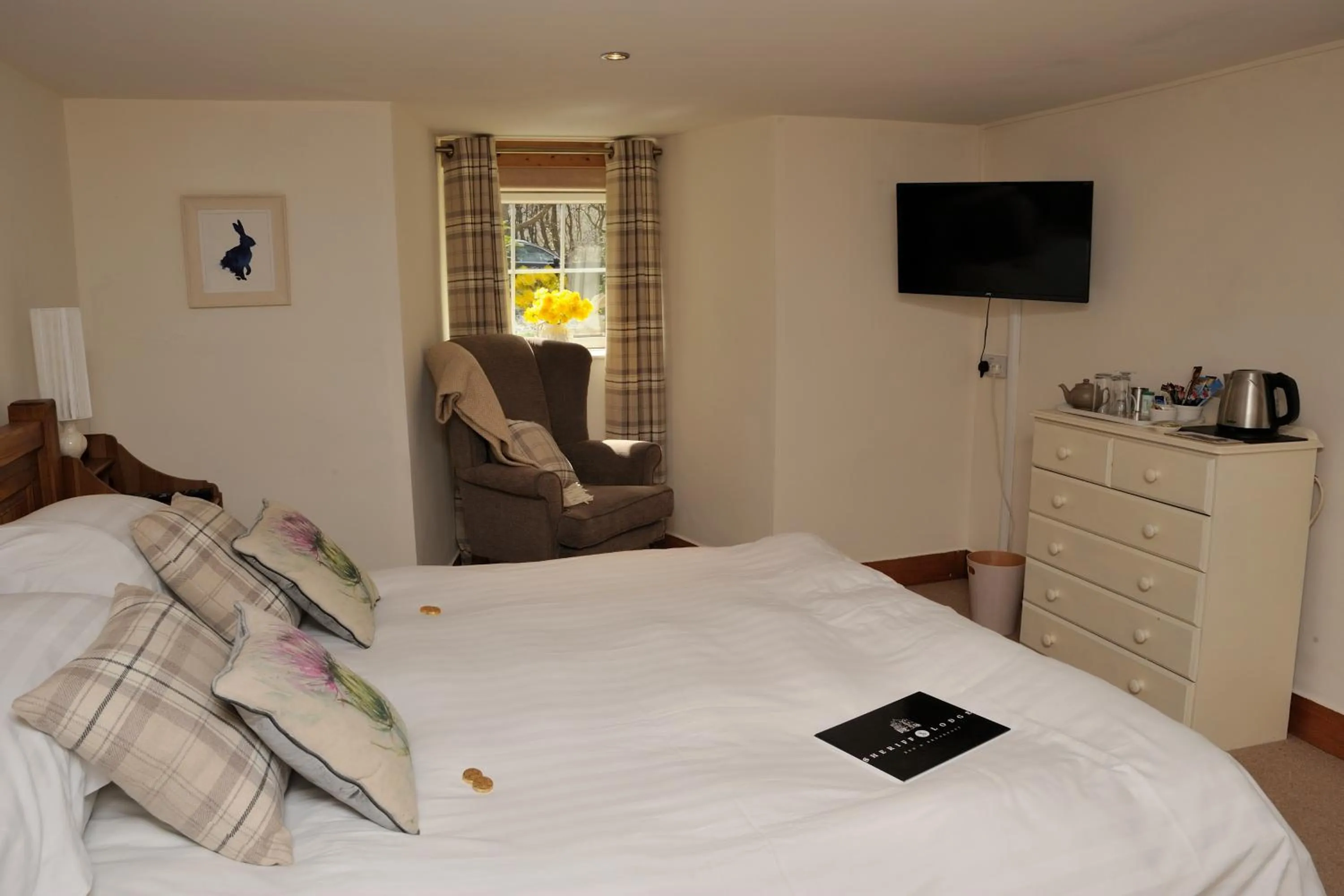 Bed in Sheriff Lodge