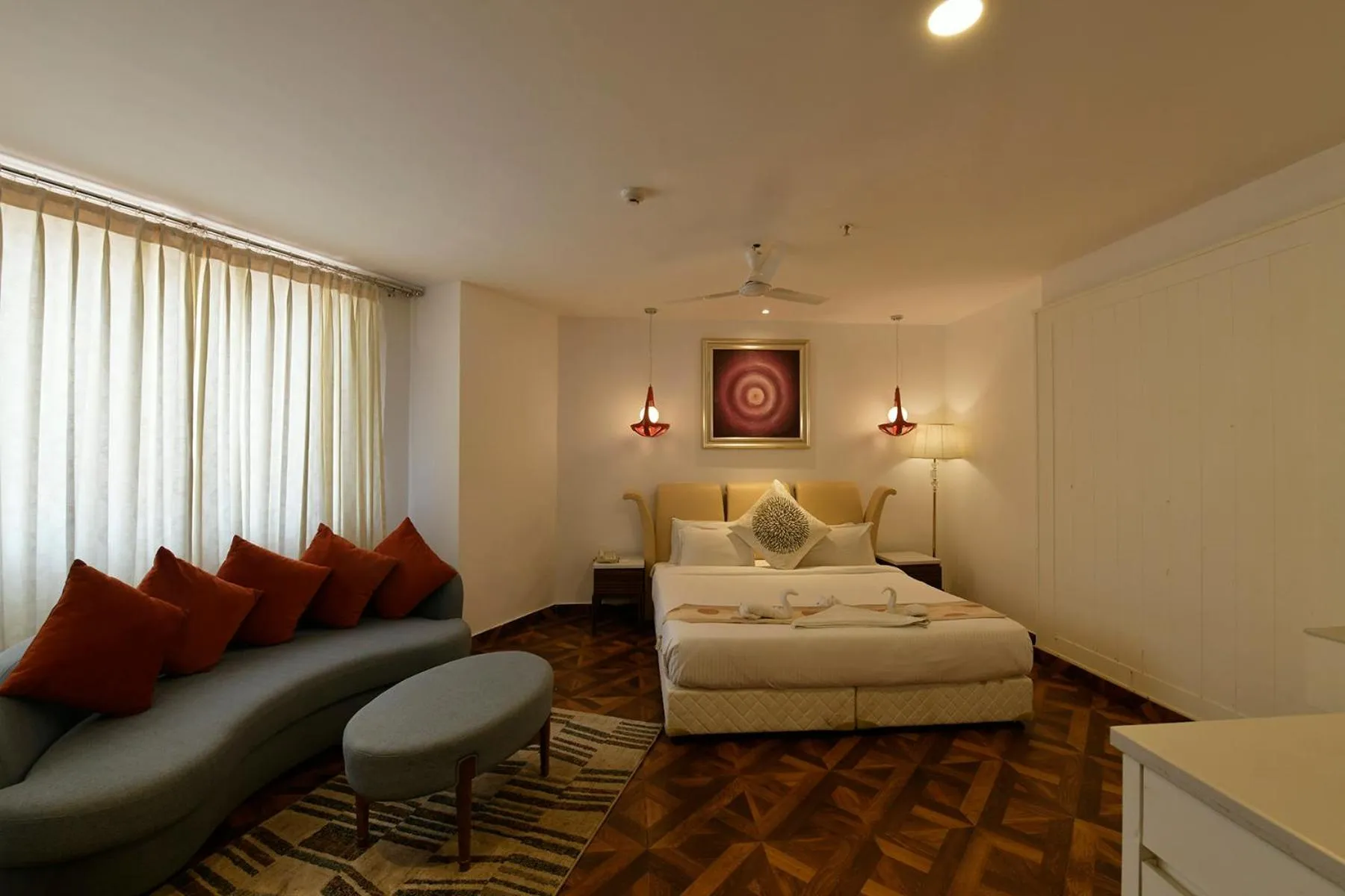 Photo of the whole room in Pal Heights Mantra