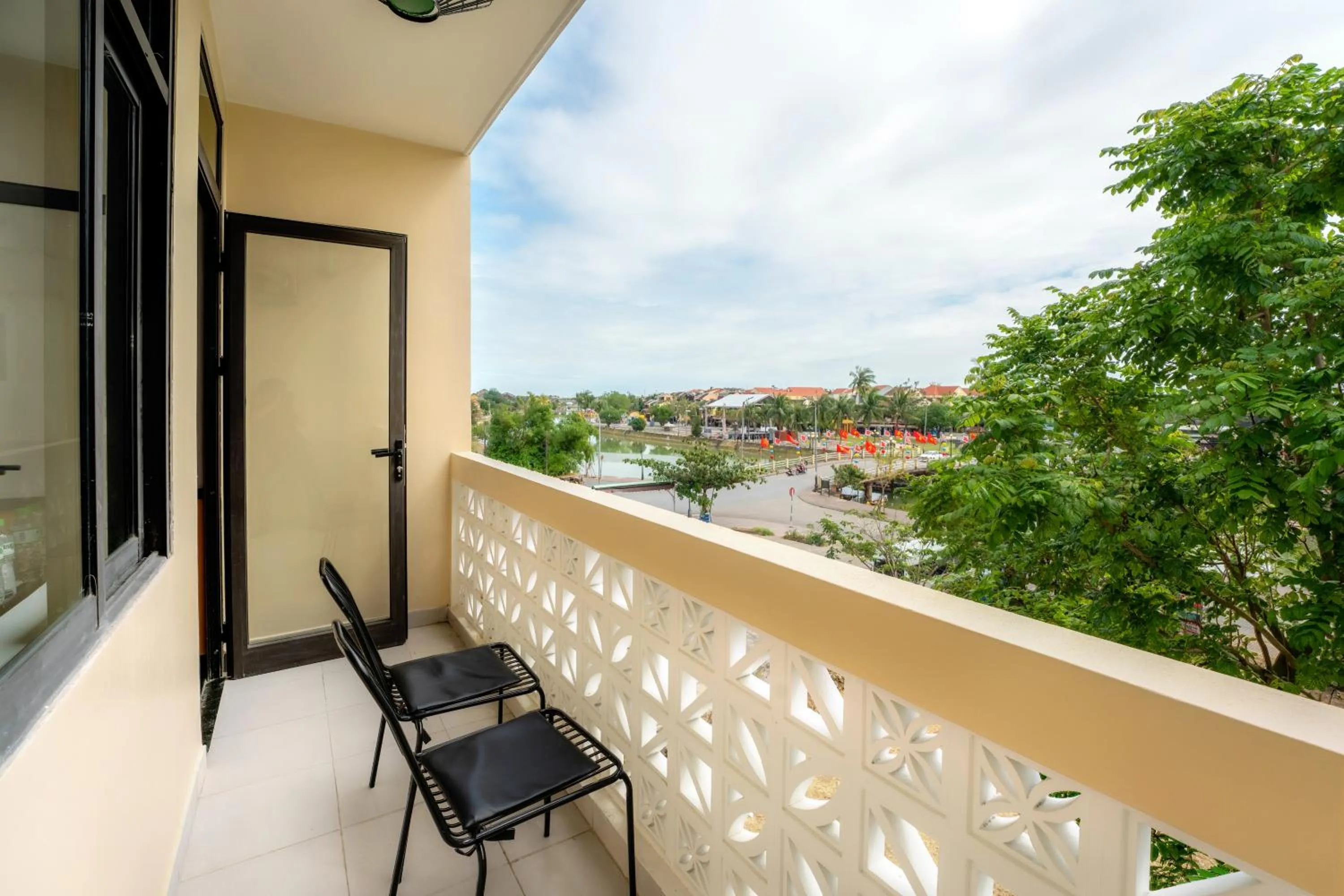 Patio in Hoi An Ivy Hotel