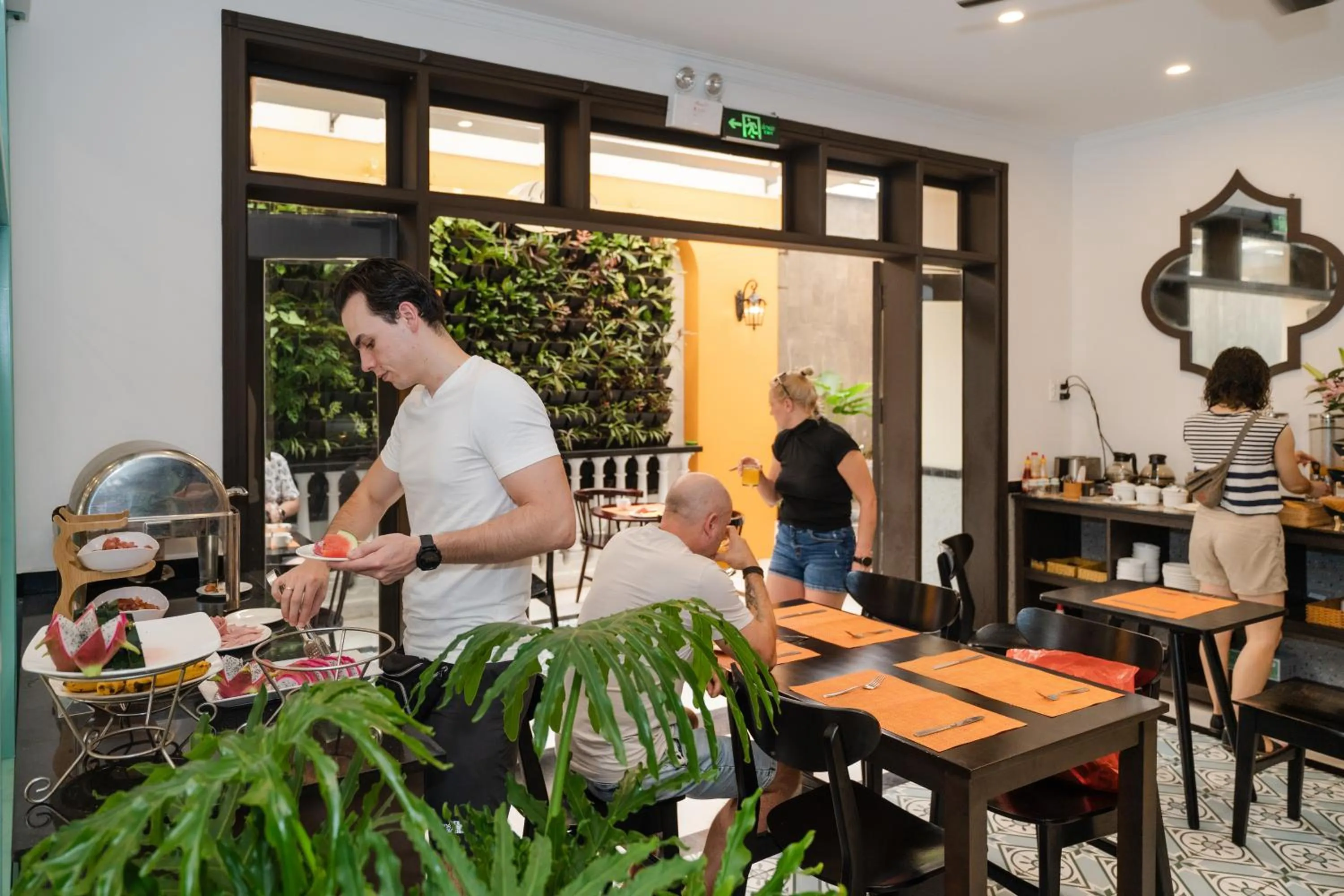 Restaurant/places to eat in Hoi An Ivy Hotel