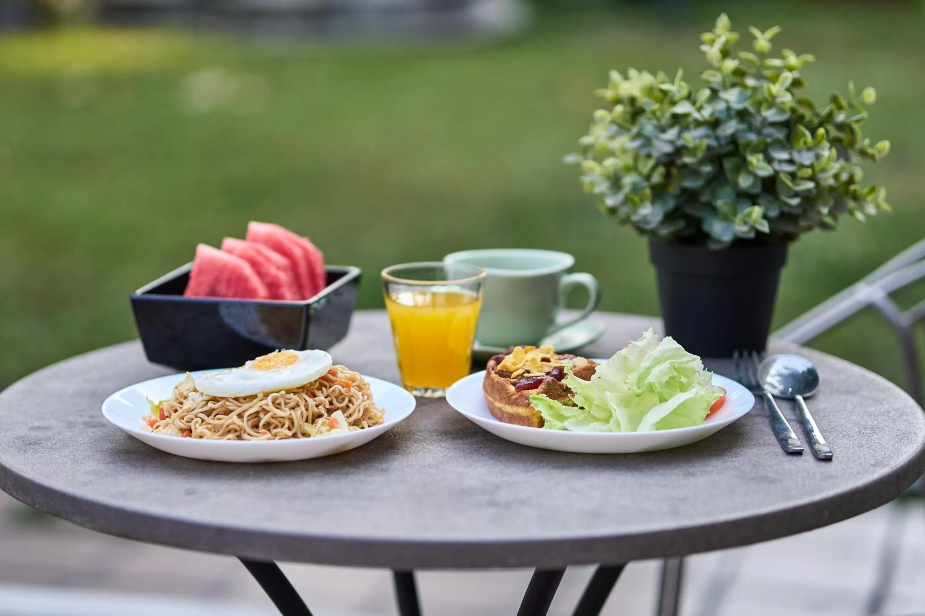 Sherloft Home & Hostel