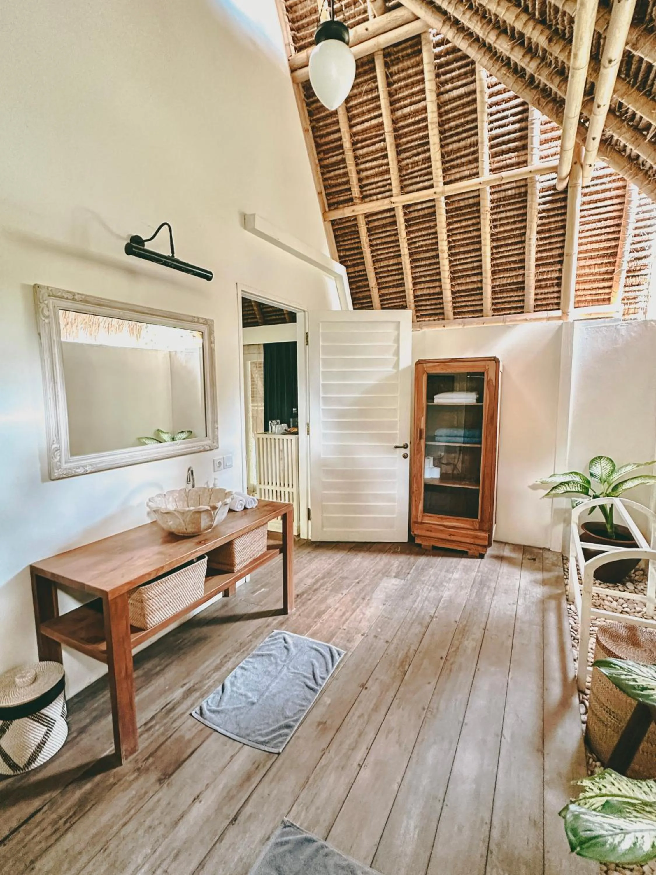 Bathroom in Vayam Boutique Resort Gili Asahan