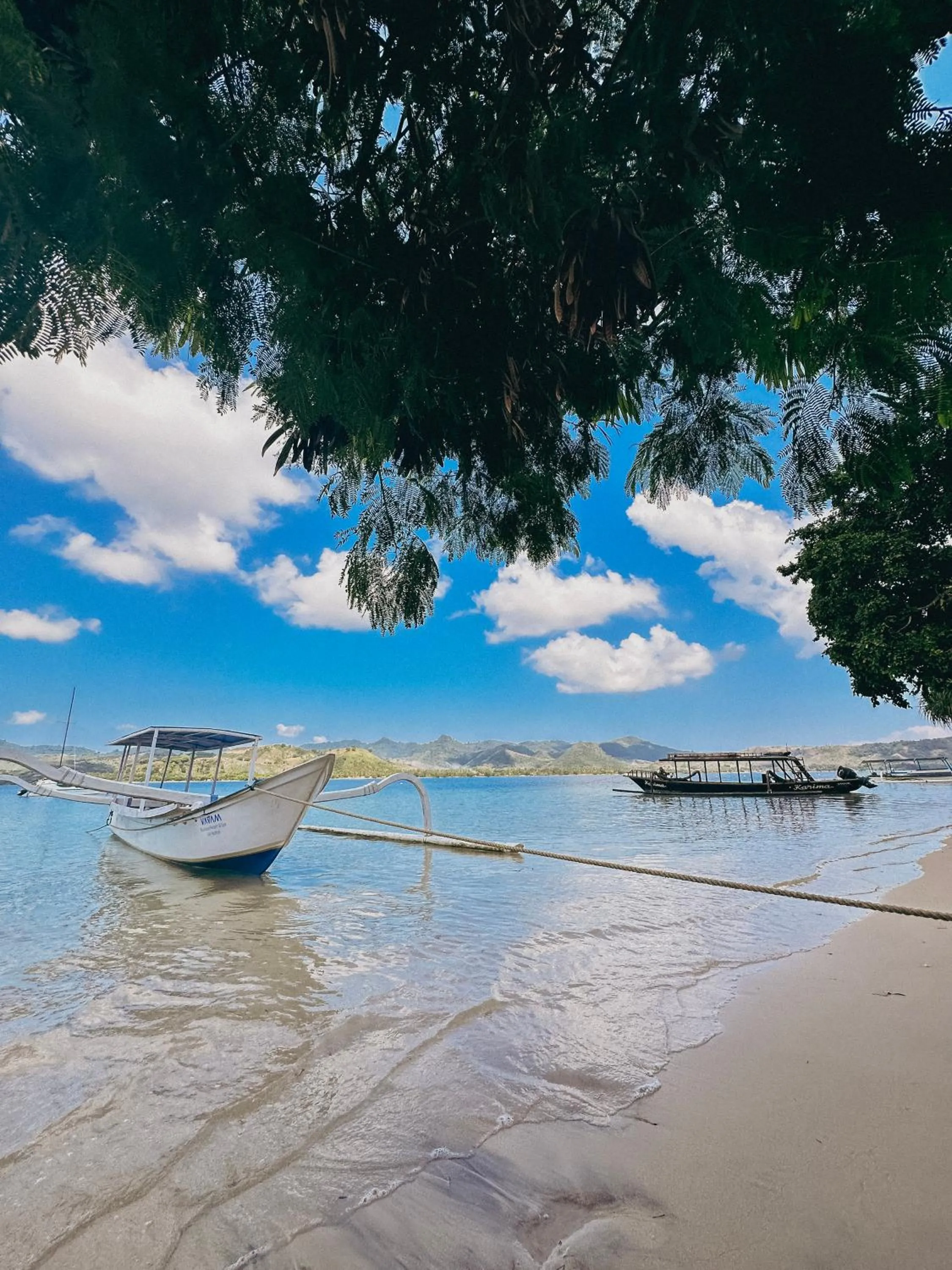 Beach in Vayam Boutique Resort Gili Asahan