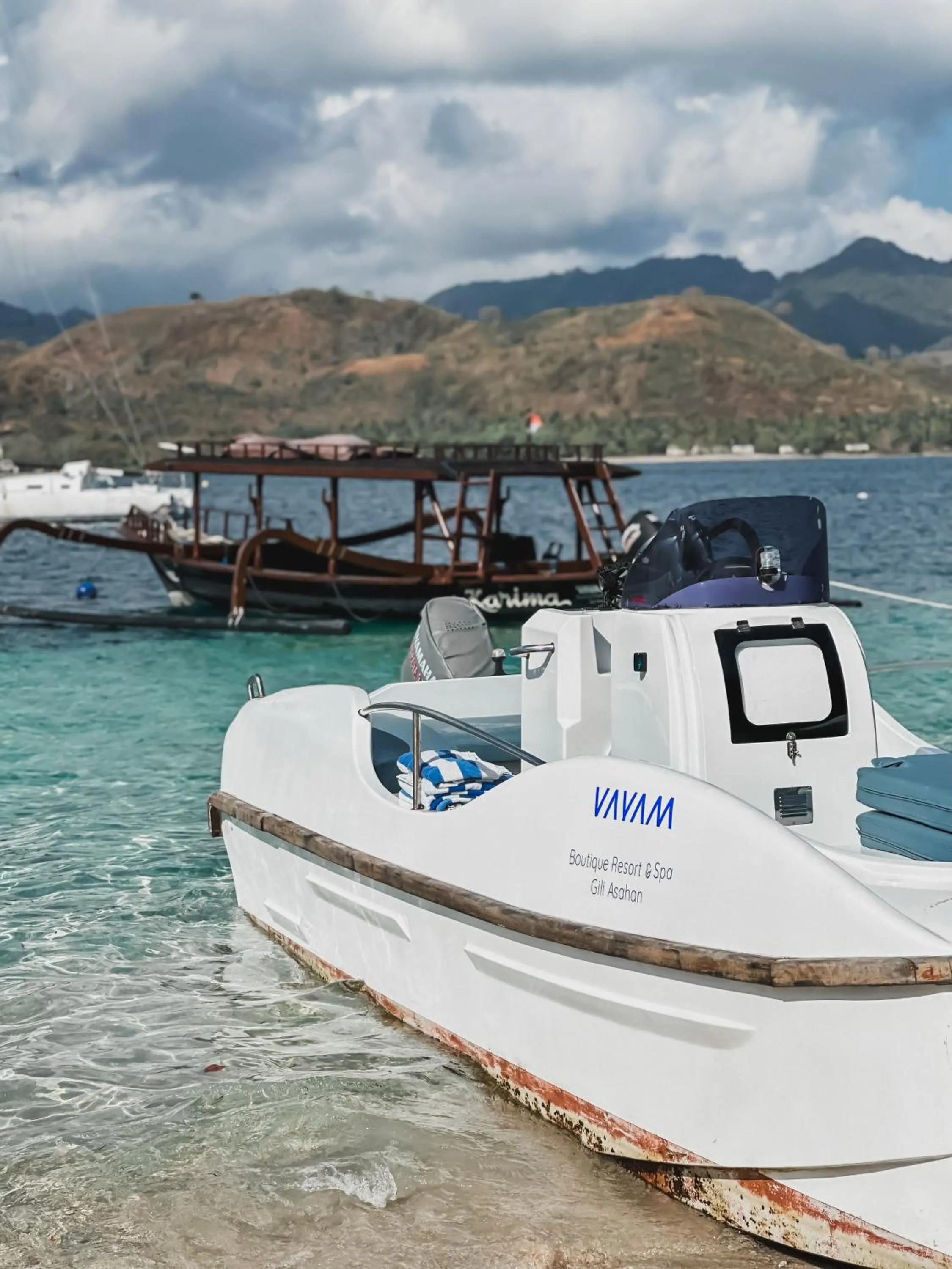 Area and facilities in Vayam Boutique Resort Gili Asahan