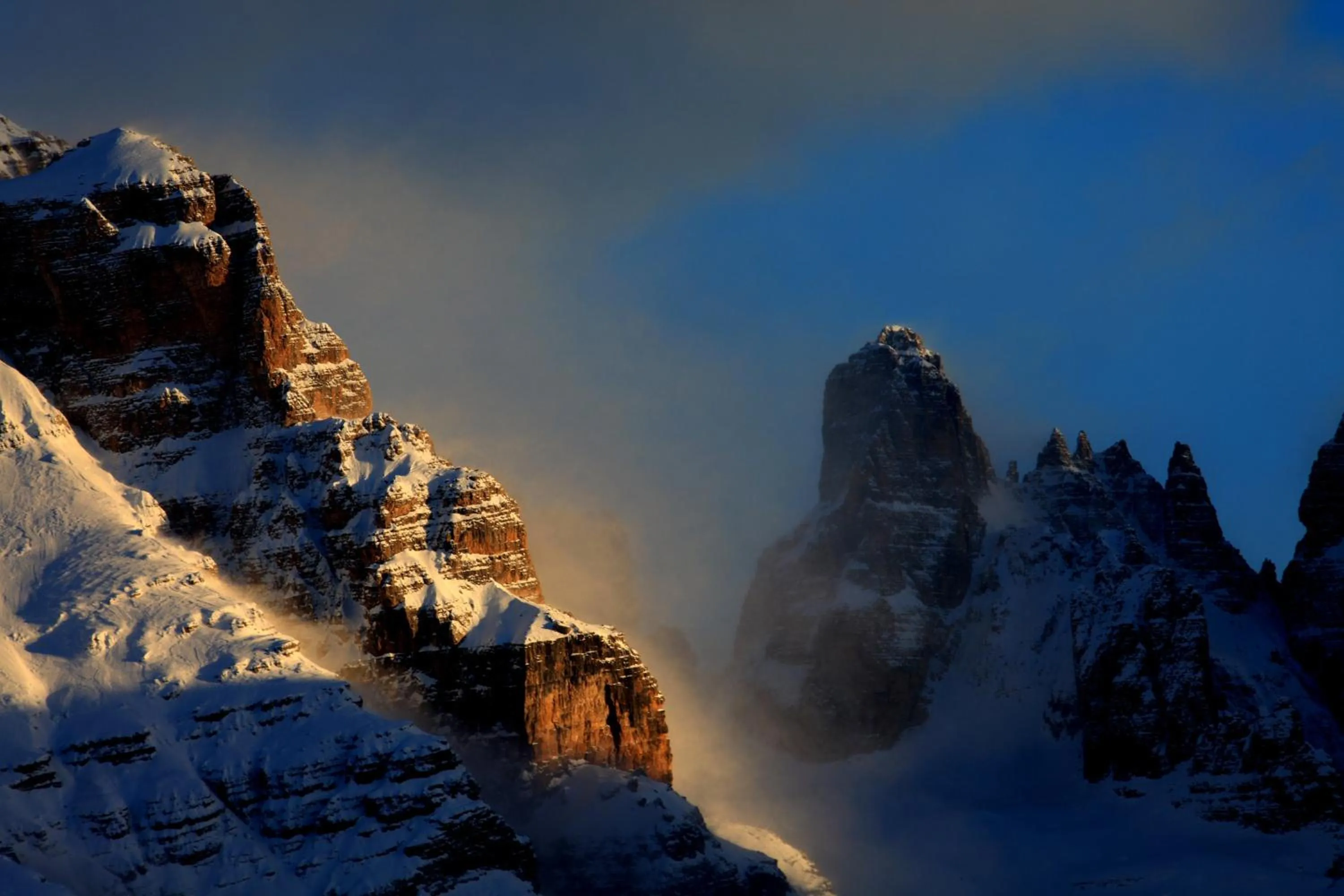 Property building in Albergo Garnì Maso Mistrin