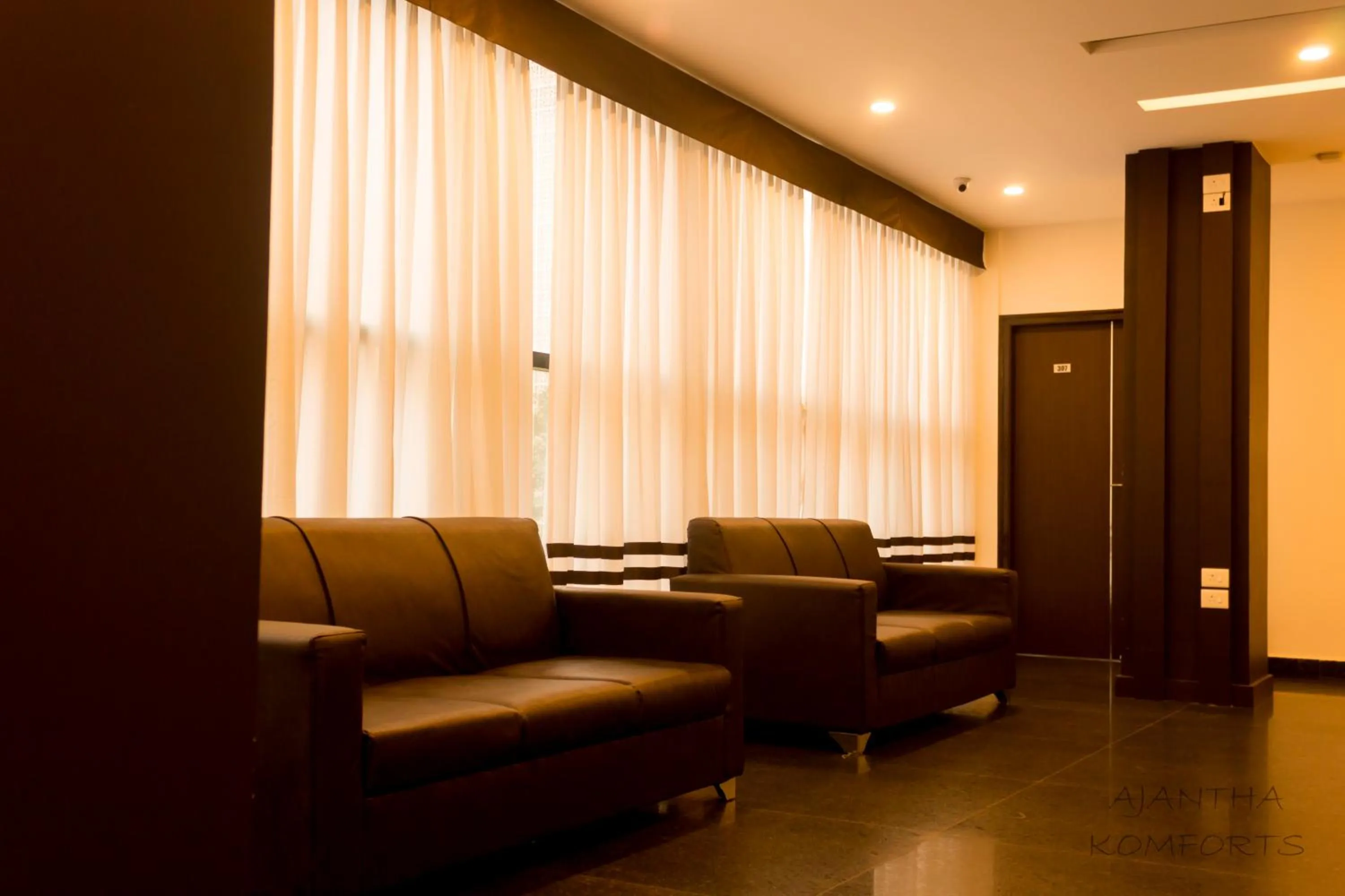 Lobby or reception in Ajantha Komforts, Bengaluru