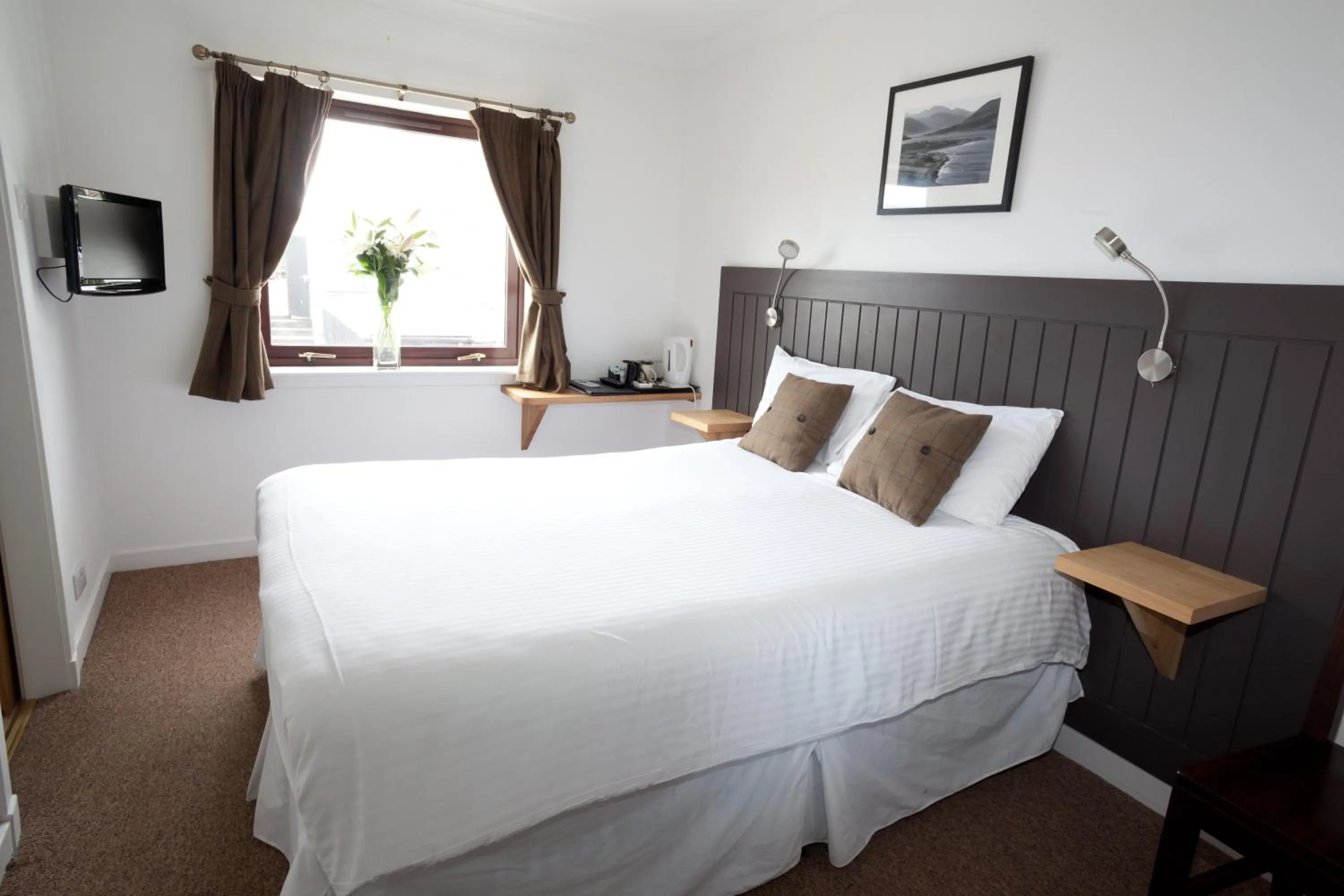 Bedroom, Bed in The Arch Inn