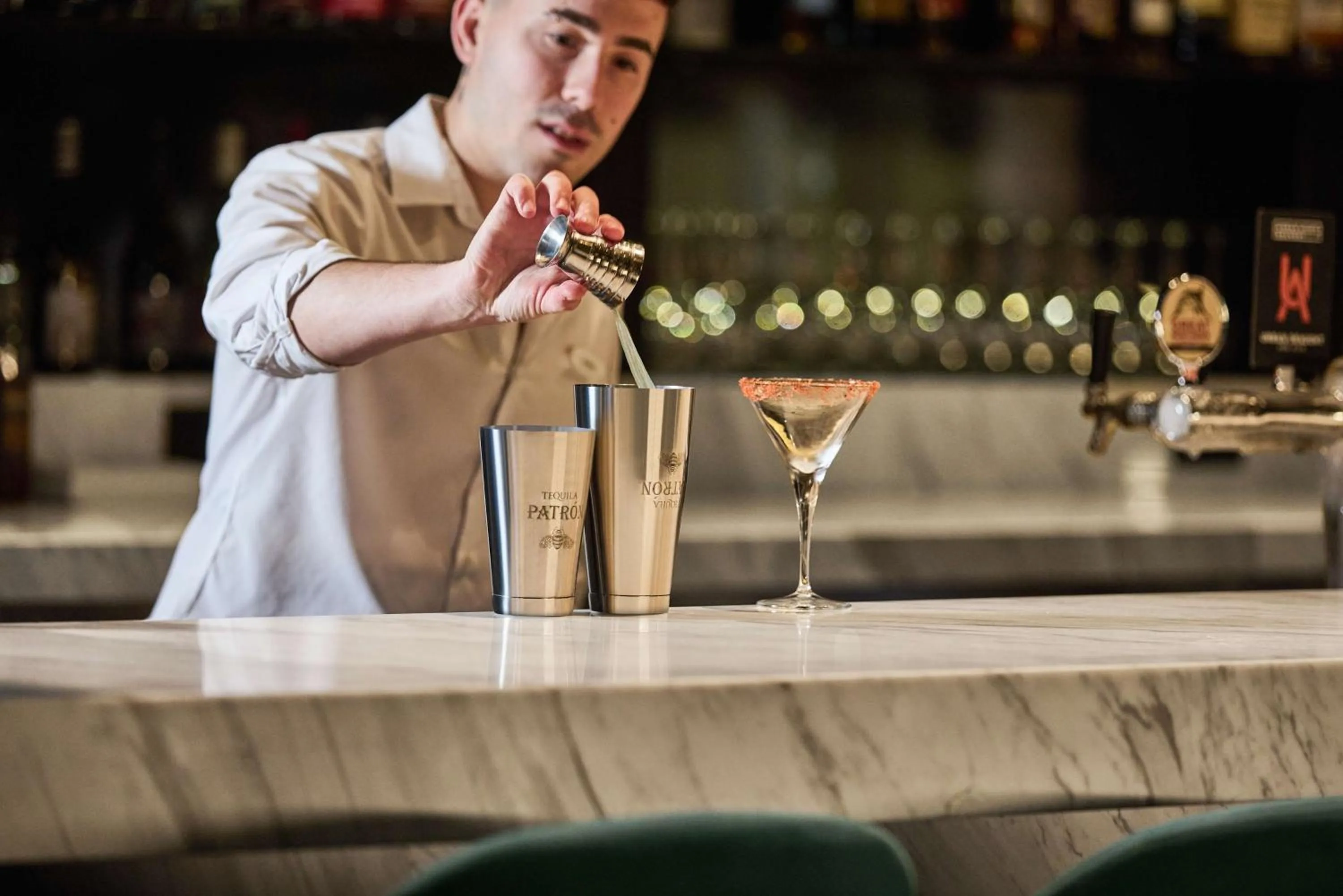 Food and drinks in Four Points by Sheraton Melbourne Docklands