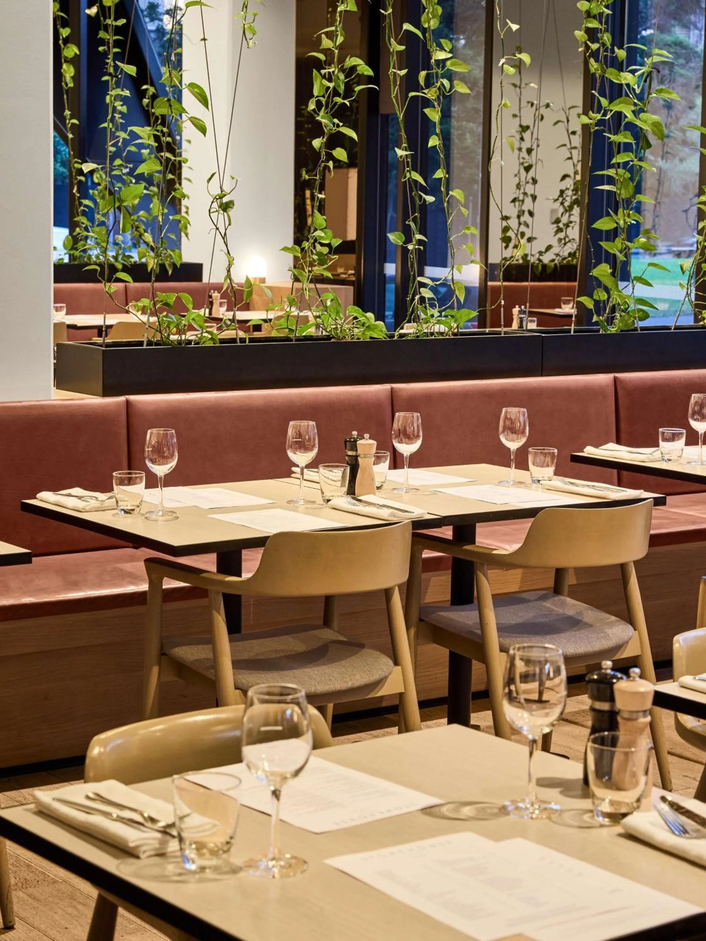 Restaurant/places to eat in Four Points by Sheraton Melbourne Docklands