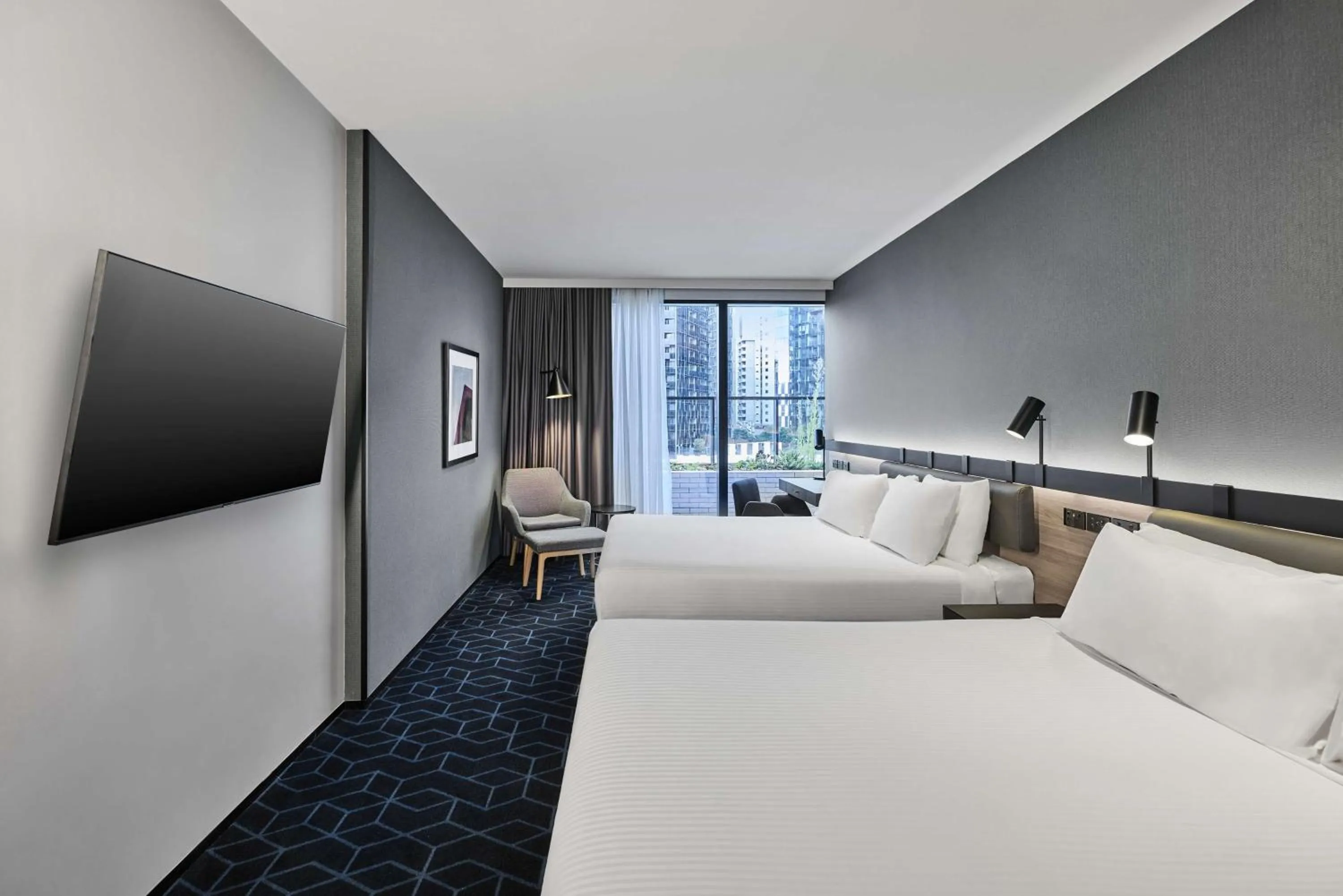 Bedroom, Bed in Four Points by Sheraton Melbourne Docklands