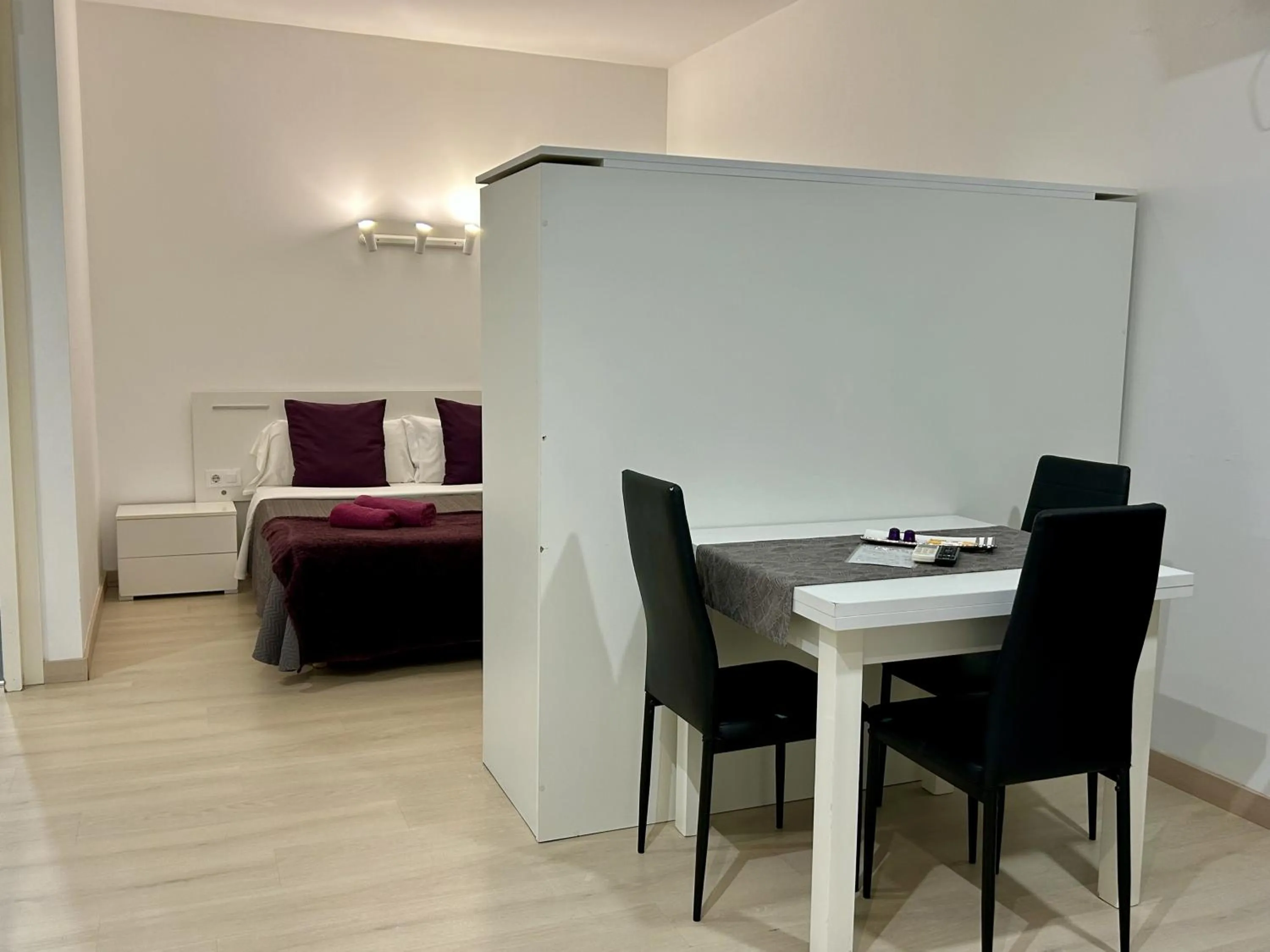 Bed in Apartahotel Baldiri