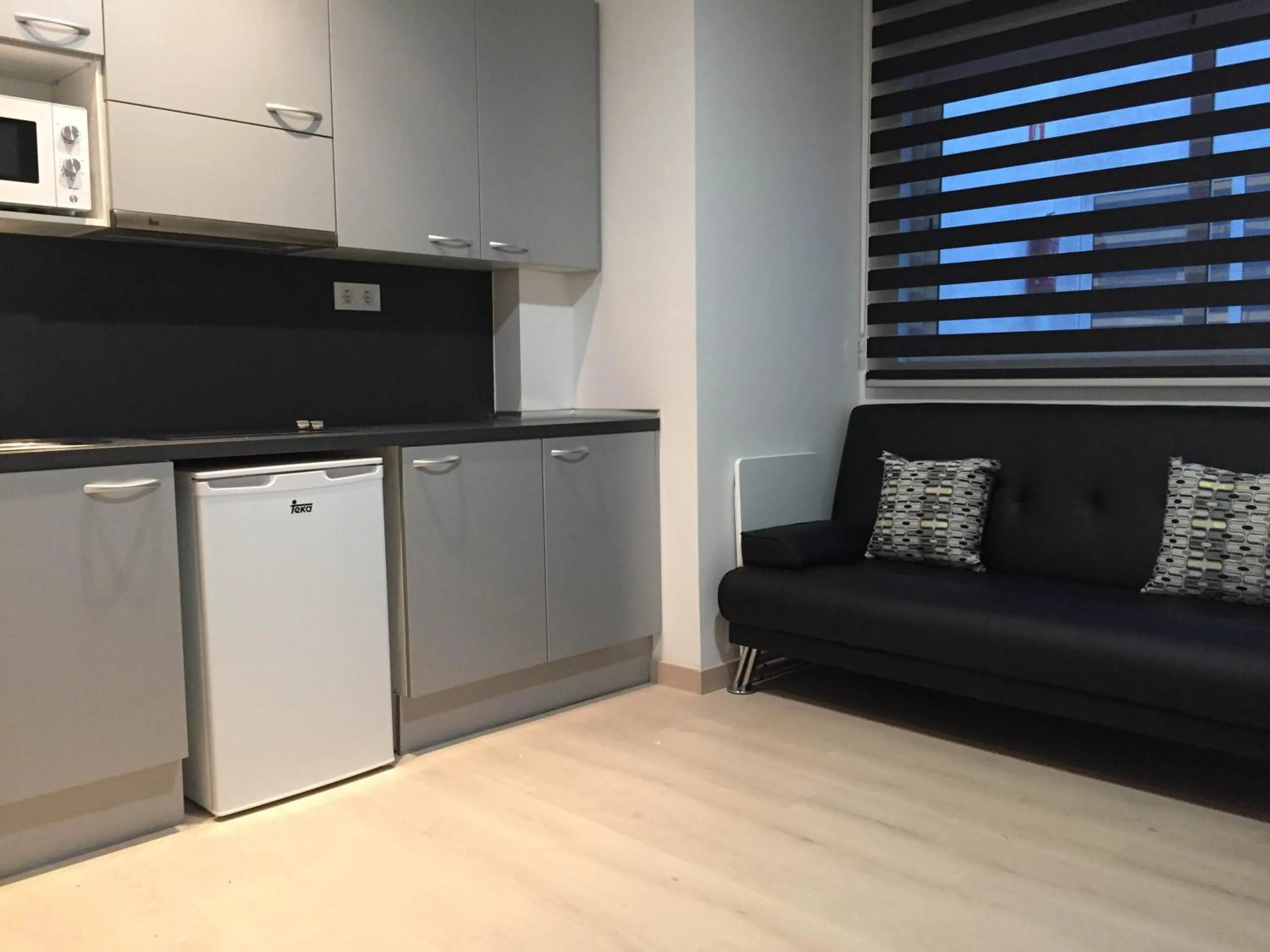 Kitchen or kitchenette in Apartahotel Baldiri