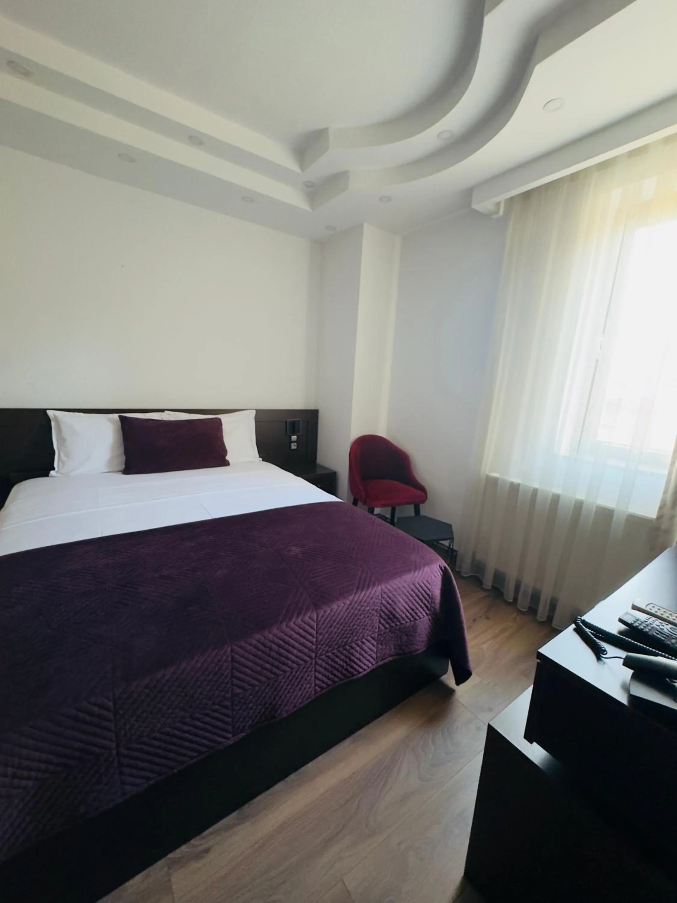 Photo of the whole room, Bed in Hotel Real