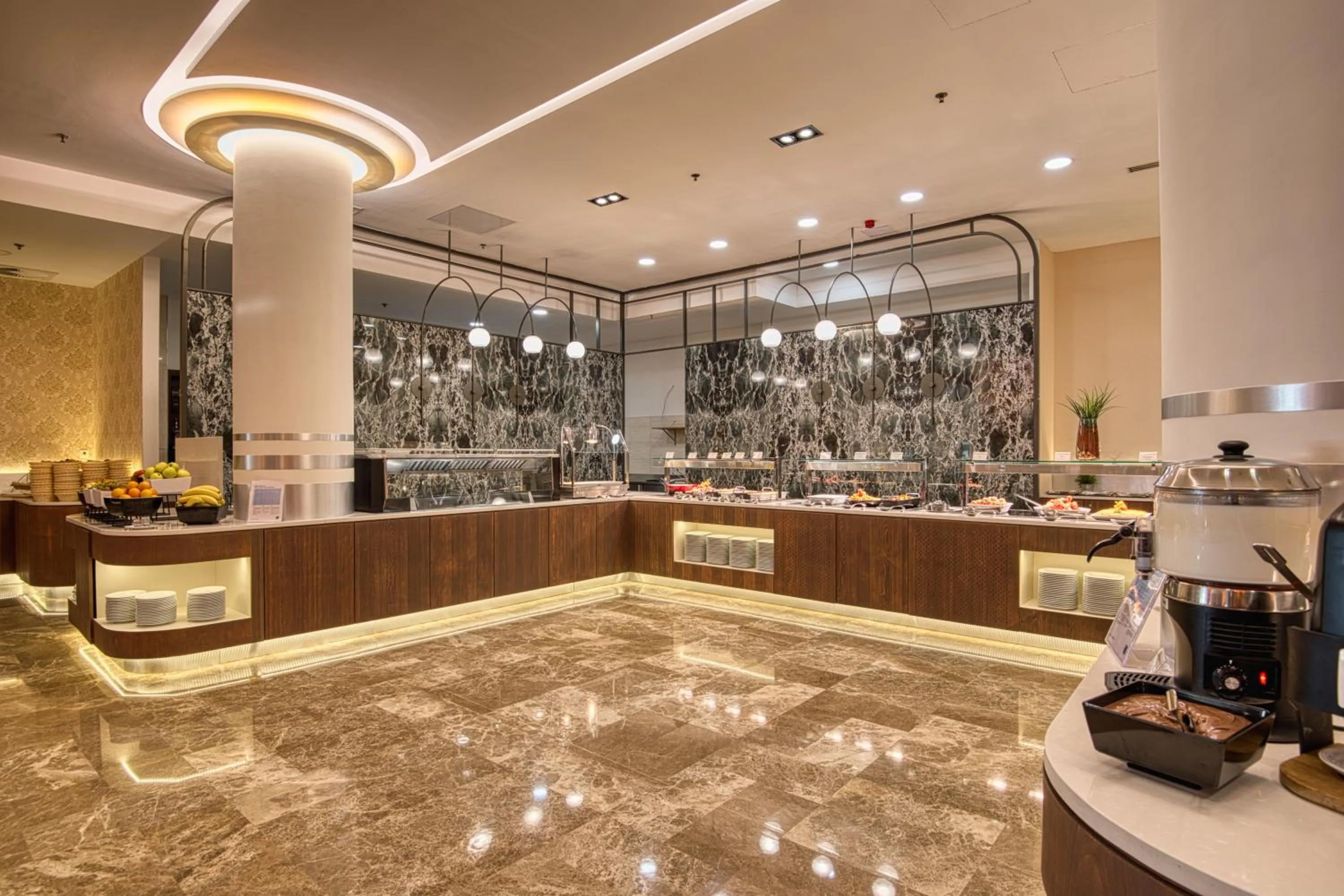 Restaurant/places to eat in Aquaworld Resort Budapest