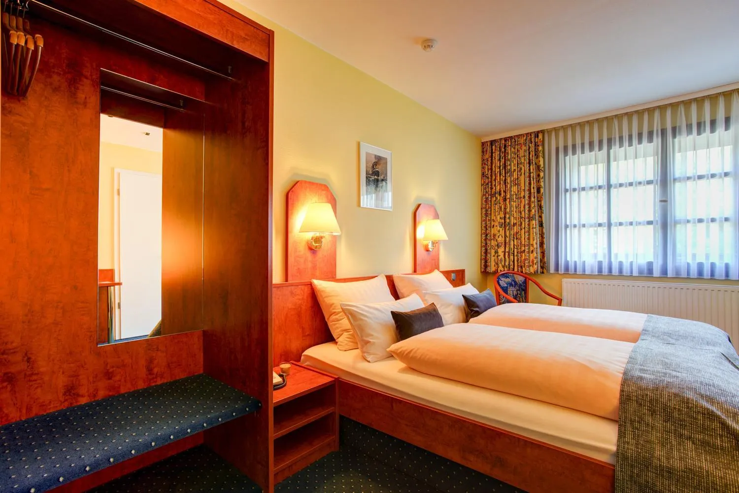 Bed in Hotel Elbinsel free parking