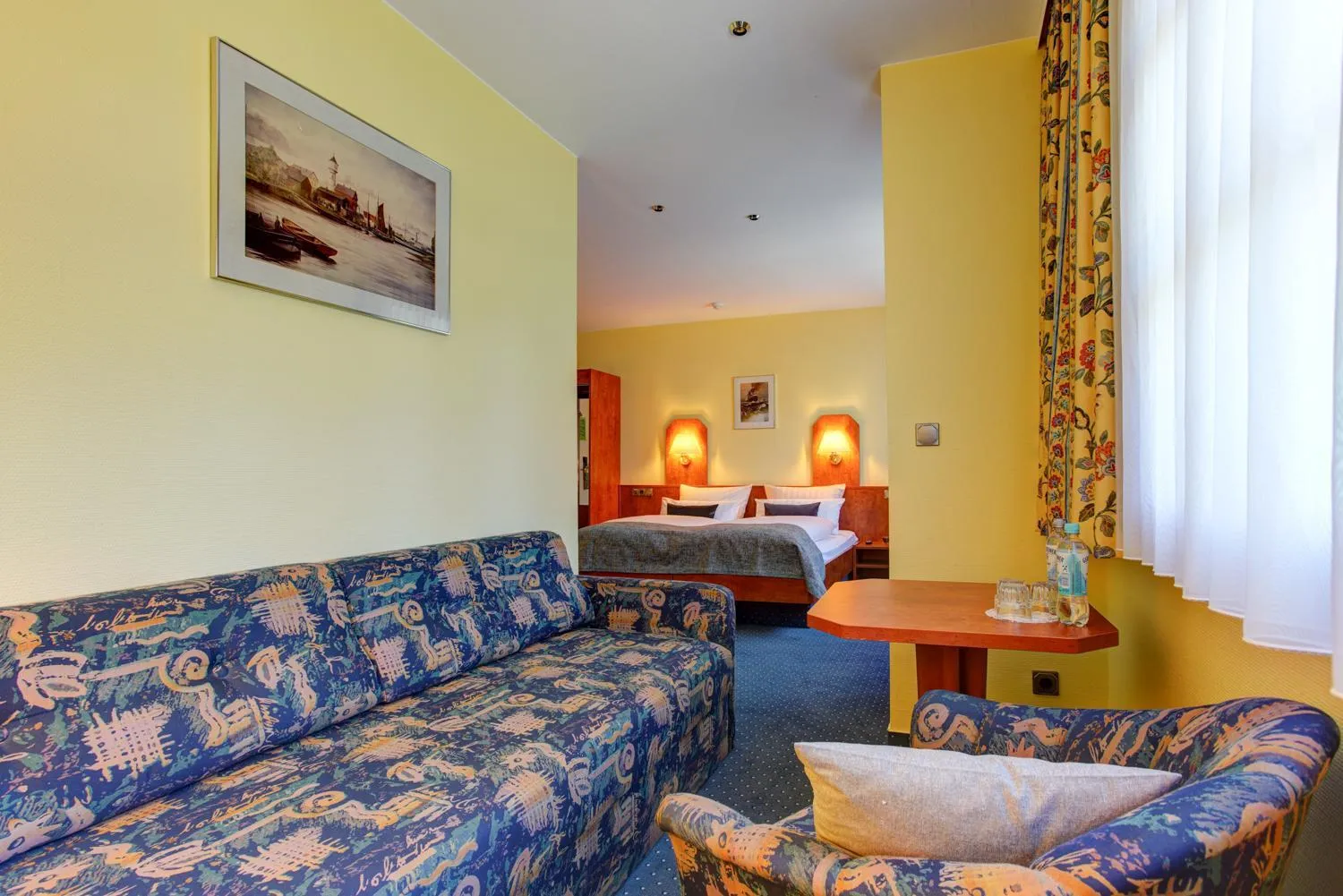 Coffee/tea facilities, Bed in Hotel Elbinsel free parking