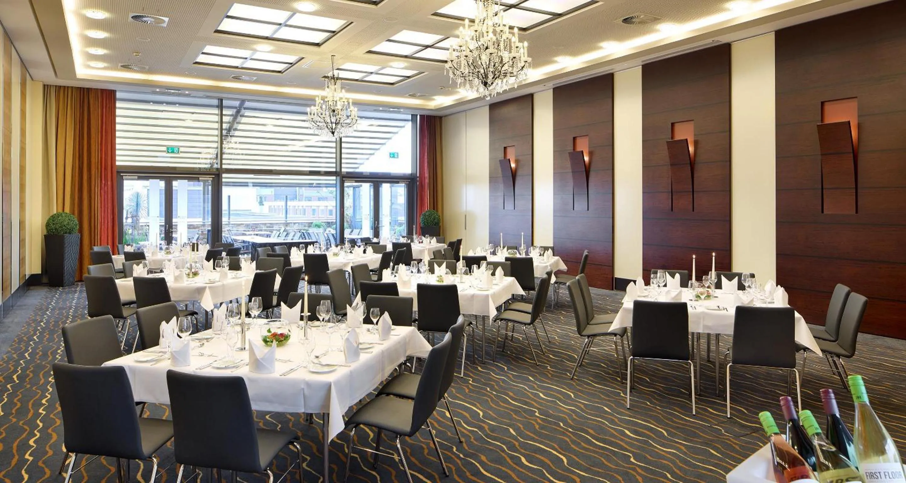 Banquet/Function facilities in Best Western Plus Arosa Hotel