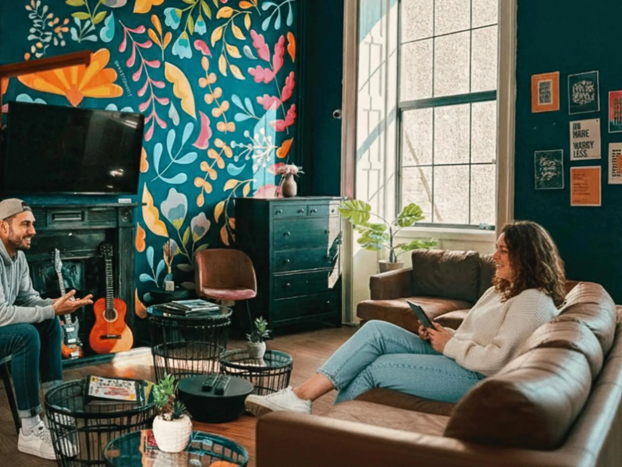 Communal lounge/ TV room in Gardiner House Hostel