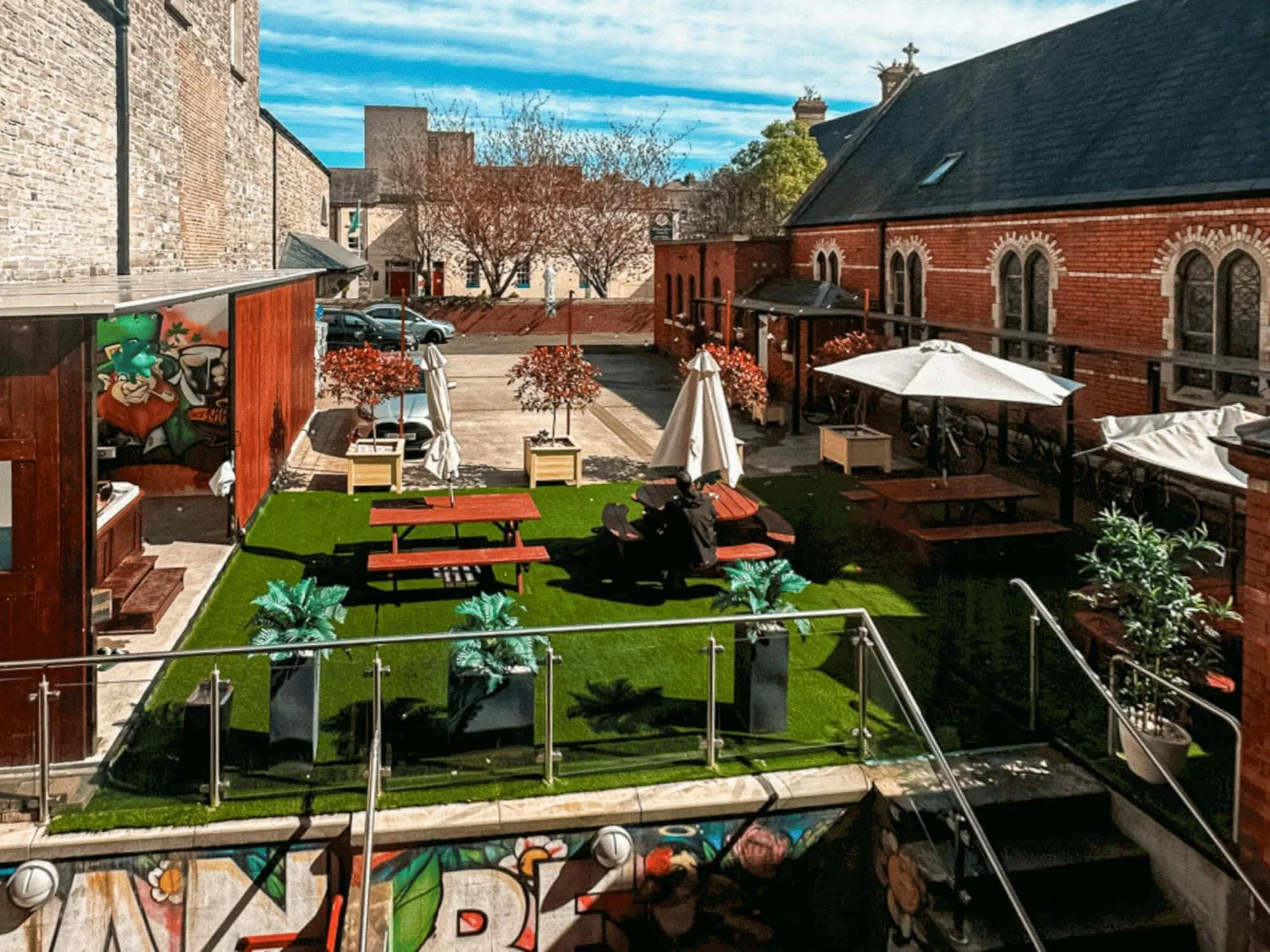 Spring in Gardiner House Hostel