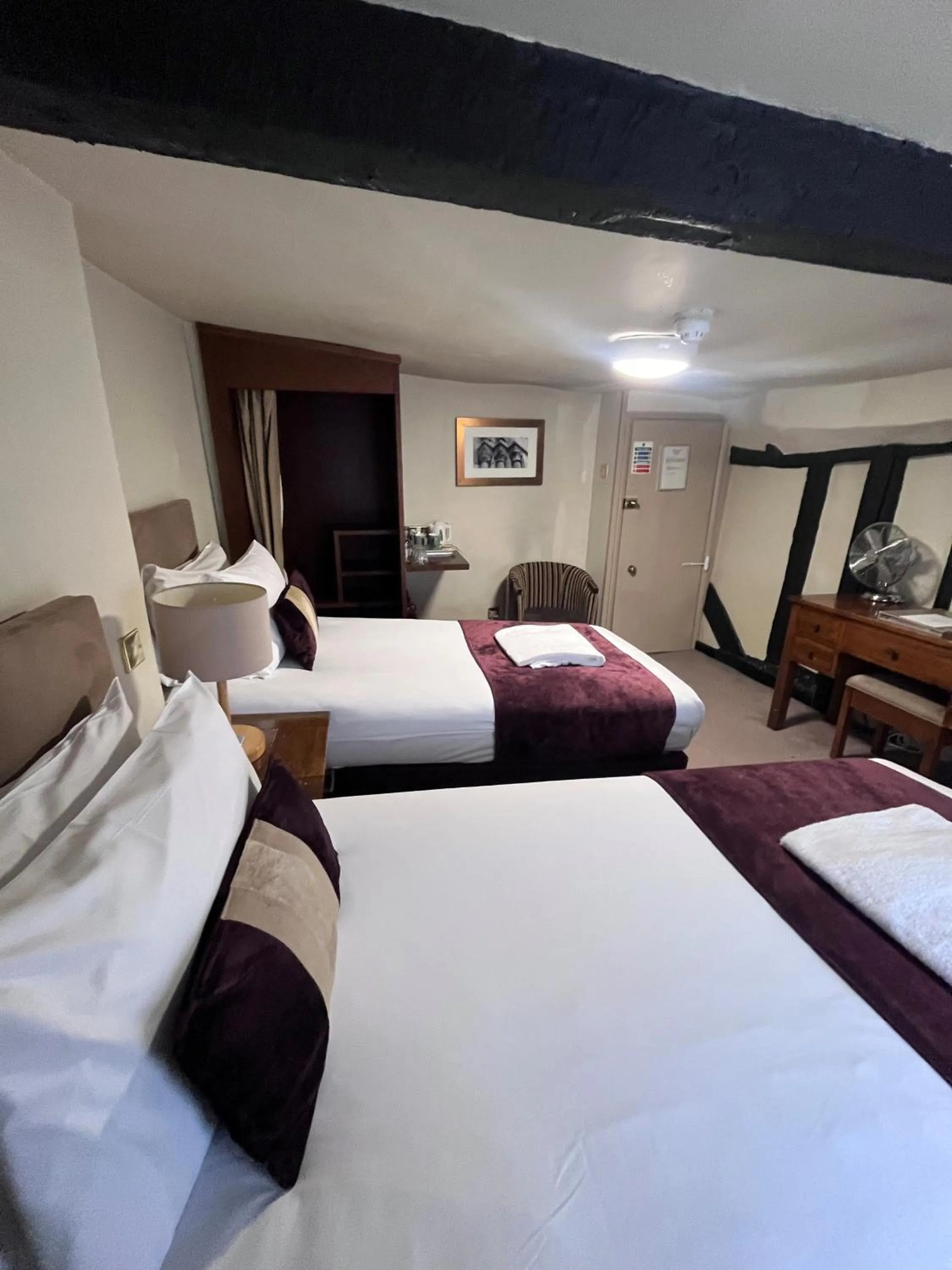 Photo of the whole room, Bed in The Talbot Hotel