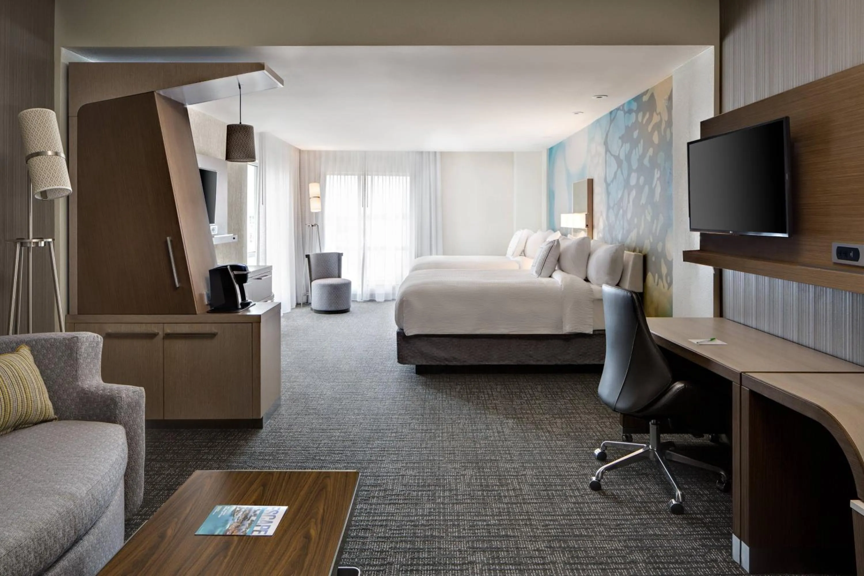Photo of the whole room, Bed in Courtyard by Marriott Houston Northwest/Cypress