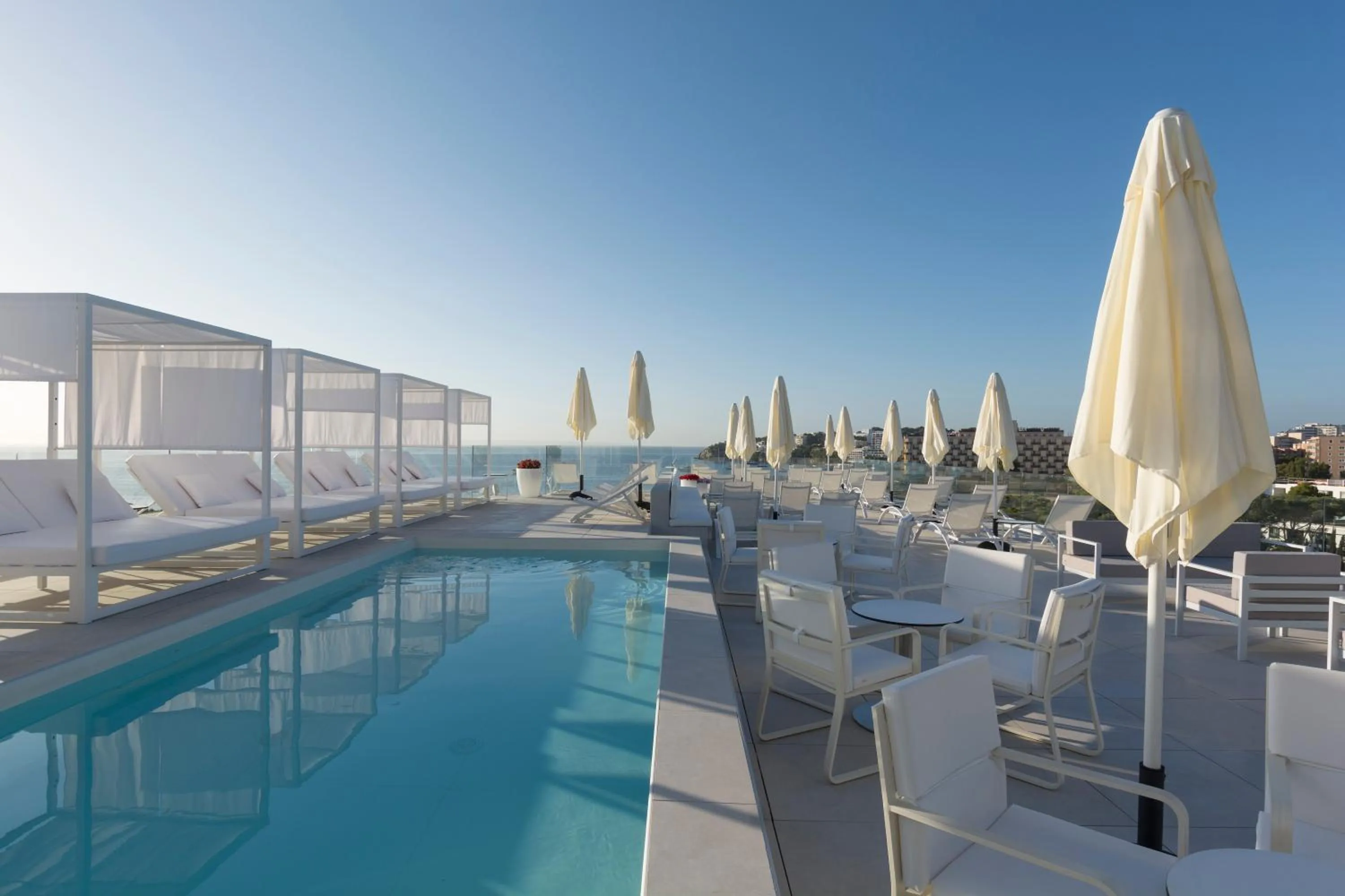 Swimming pool in Reverence Mare Hotel - Adults Only