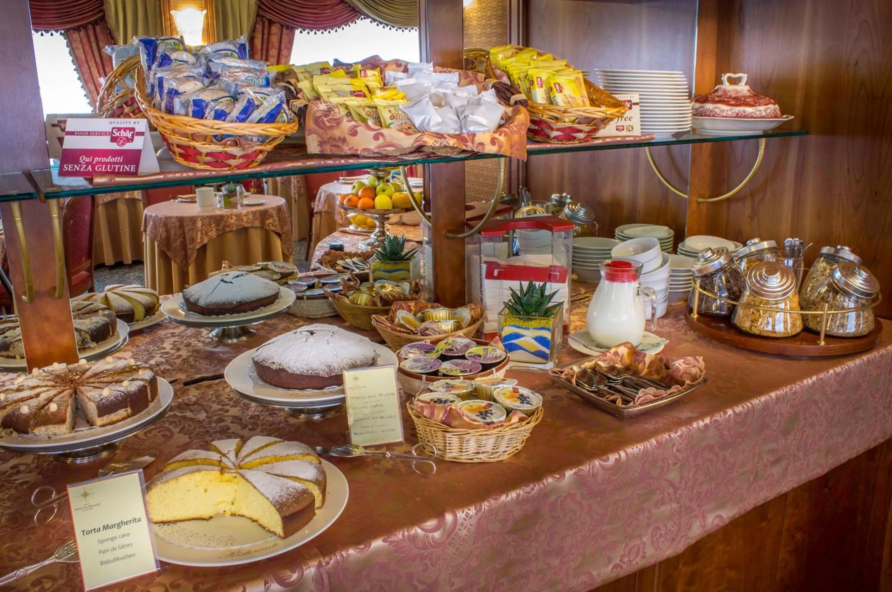 Restaurant/places to eat in LVG Hotel Collection - La Bussola