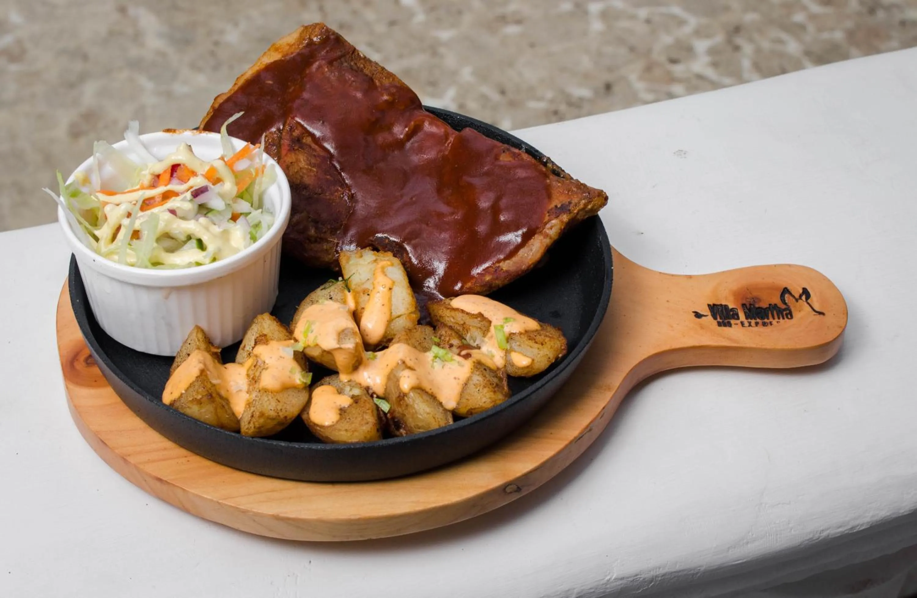 Restaurant/places to eat in Eco Hotel Villa Martha