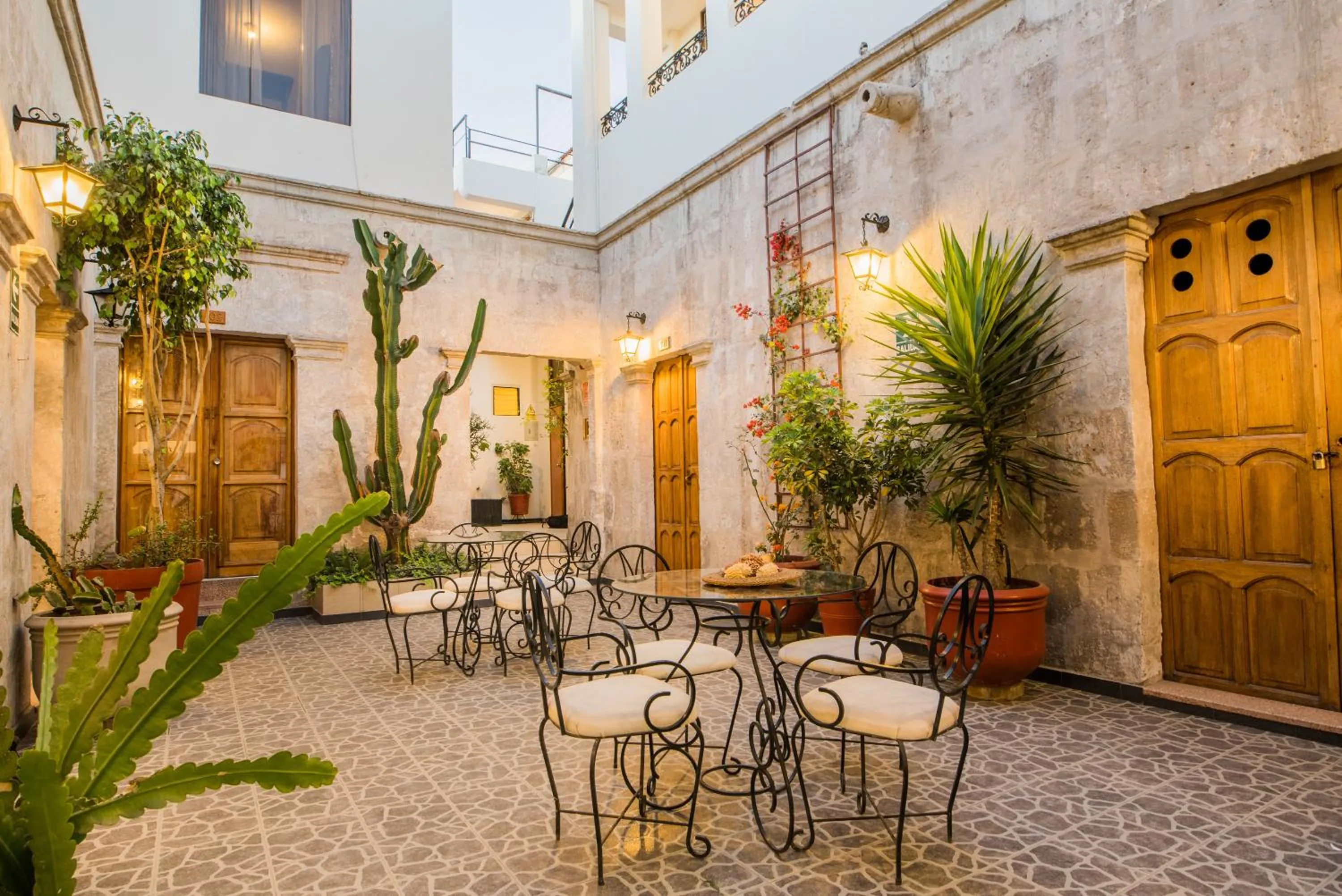 Patio in Santa Marta Hotel