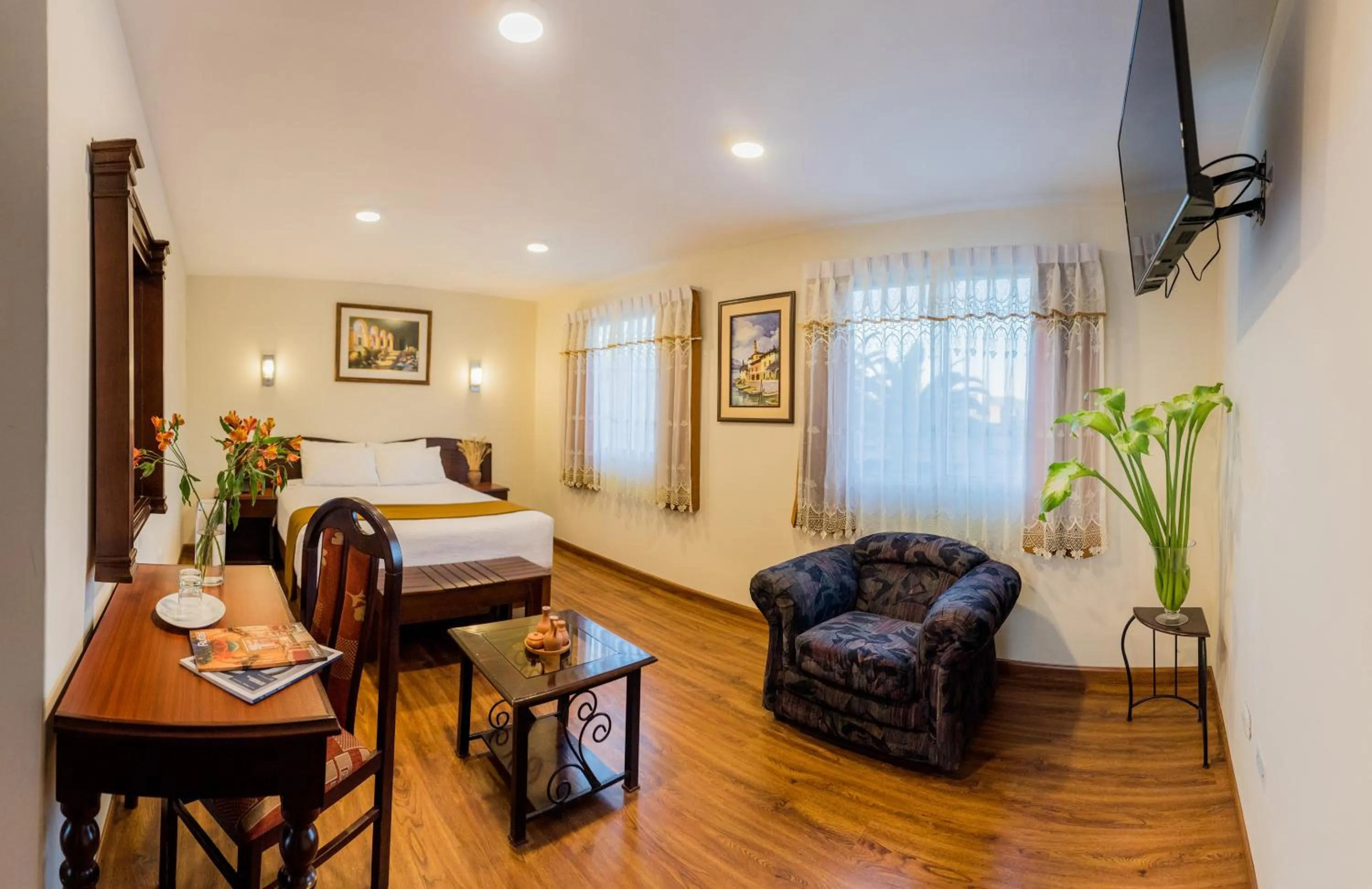 Photo of the whole room, Bed in Santa Marta Hotel