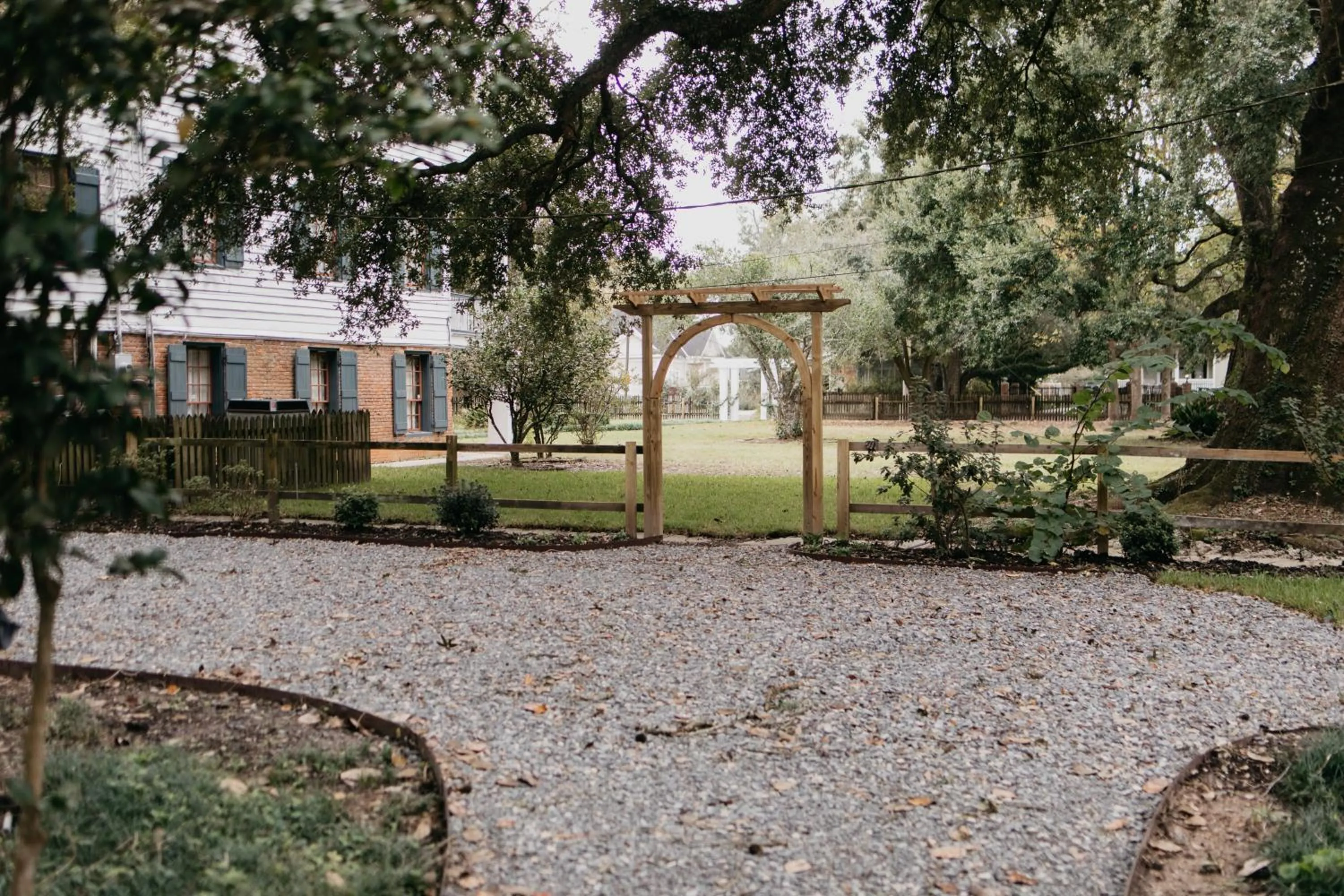 Garden in Maison Mouton Bed & Breakfast